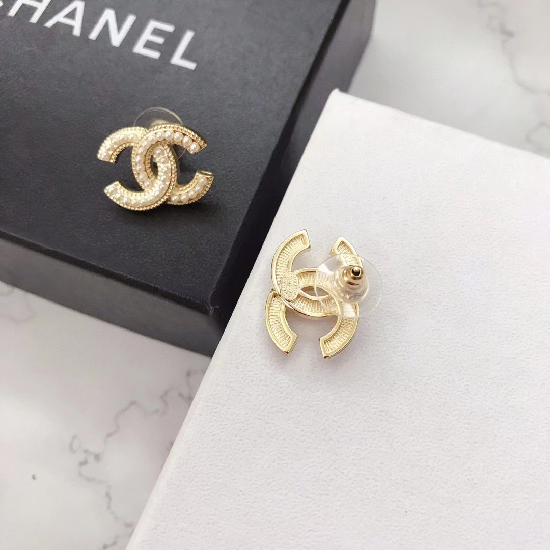 CHAN1 パール ダブル C スタッド ピアス【50％割引+送料無料】