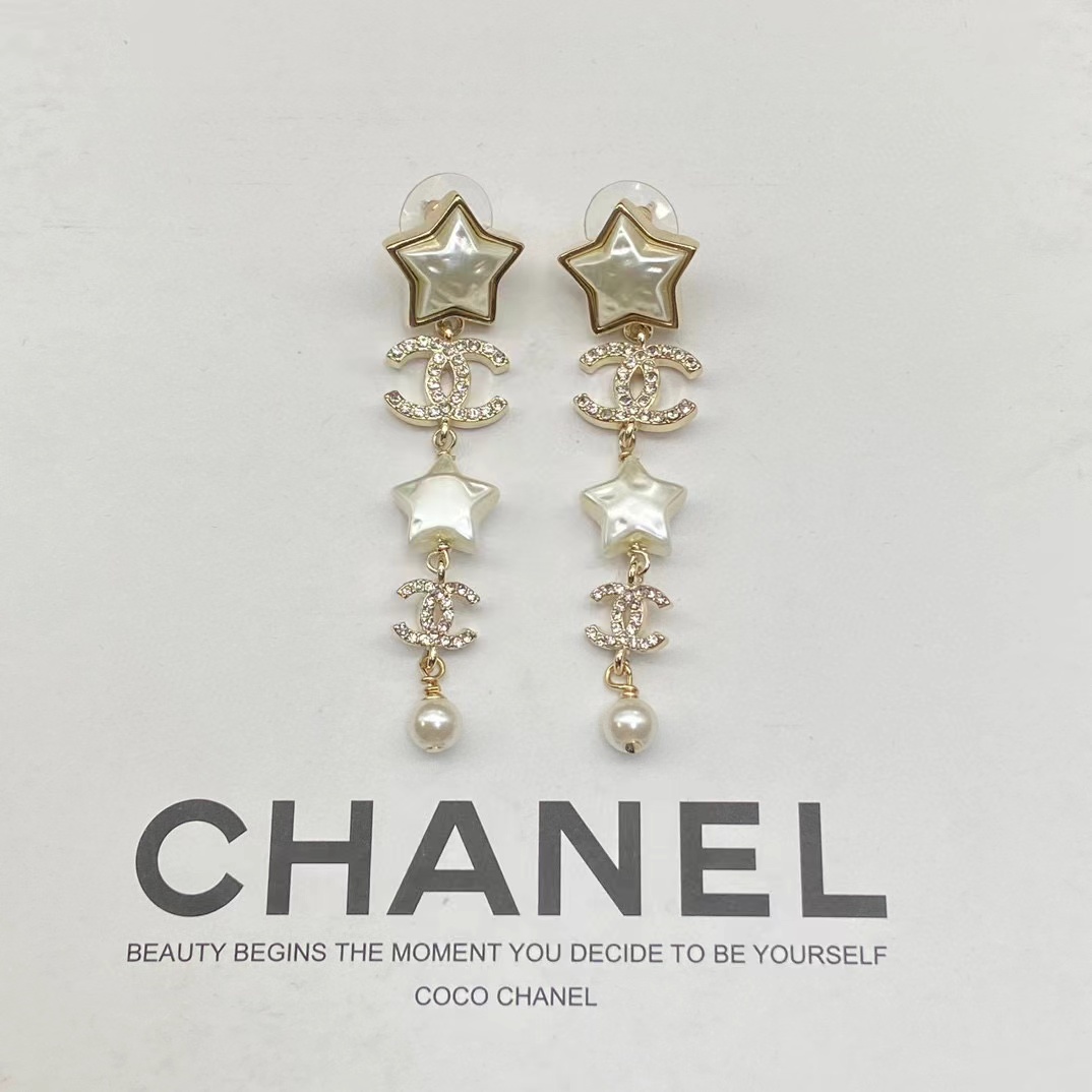 CHANE1 五芒星 ダブルC タッセル ピアス【50％割引+送料無料】