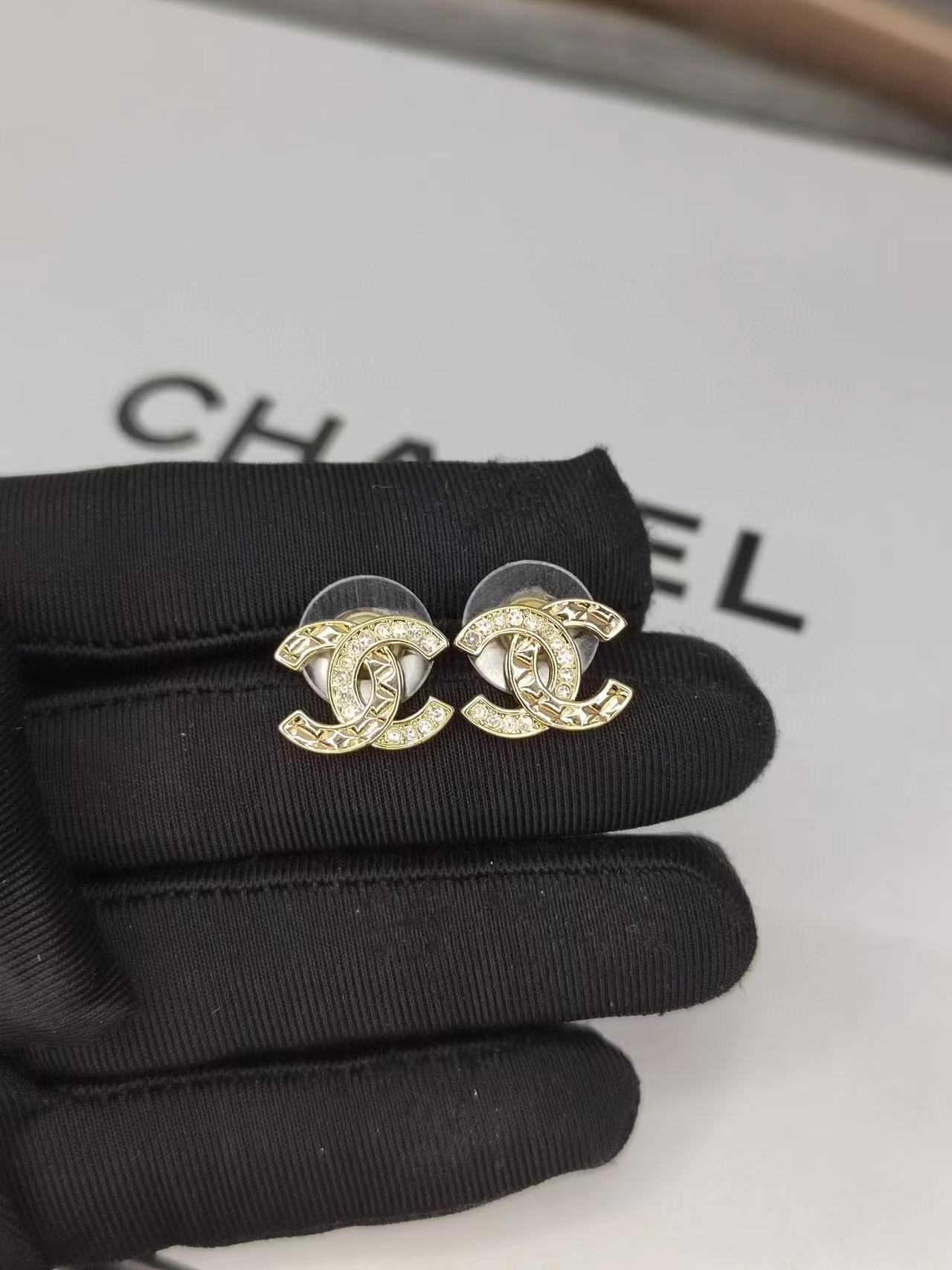 CHANE1 ダブル C ダイヤモンド スタッド ピアス【50％割引+送料無料】