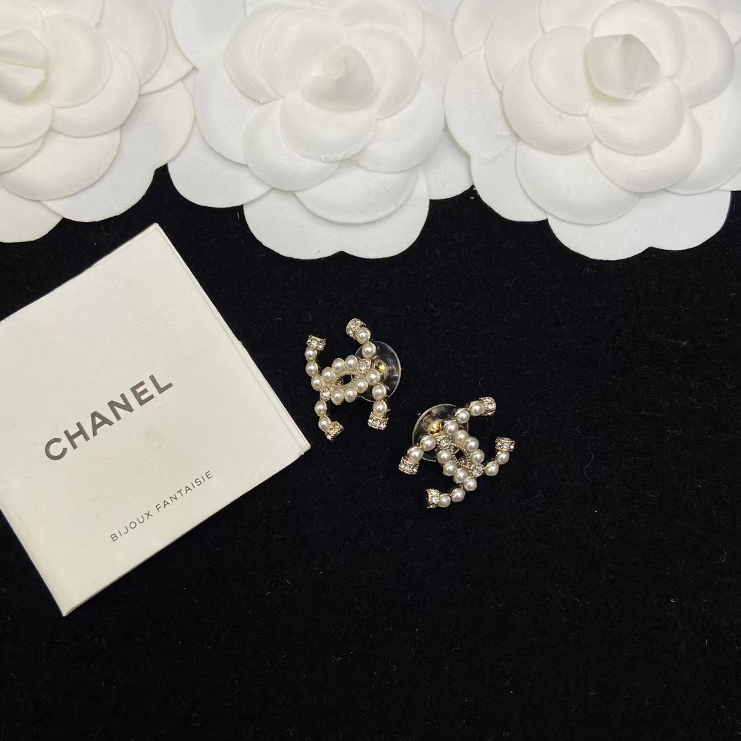 CHANE1 ダブル C パール スタッド ピアス【50％割引+送料無料】