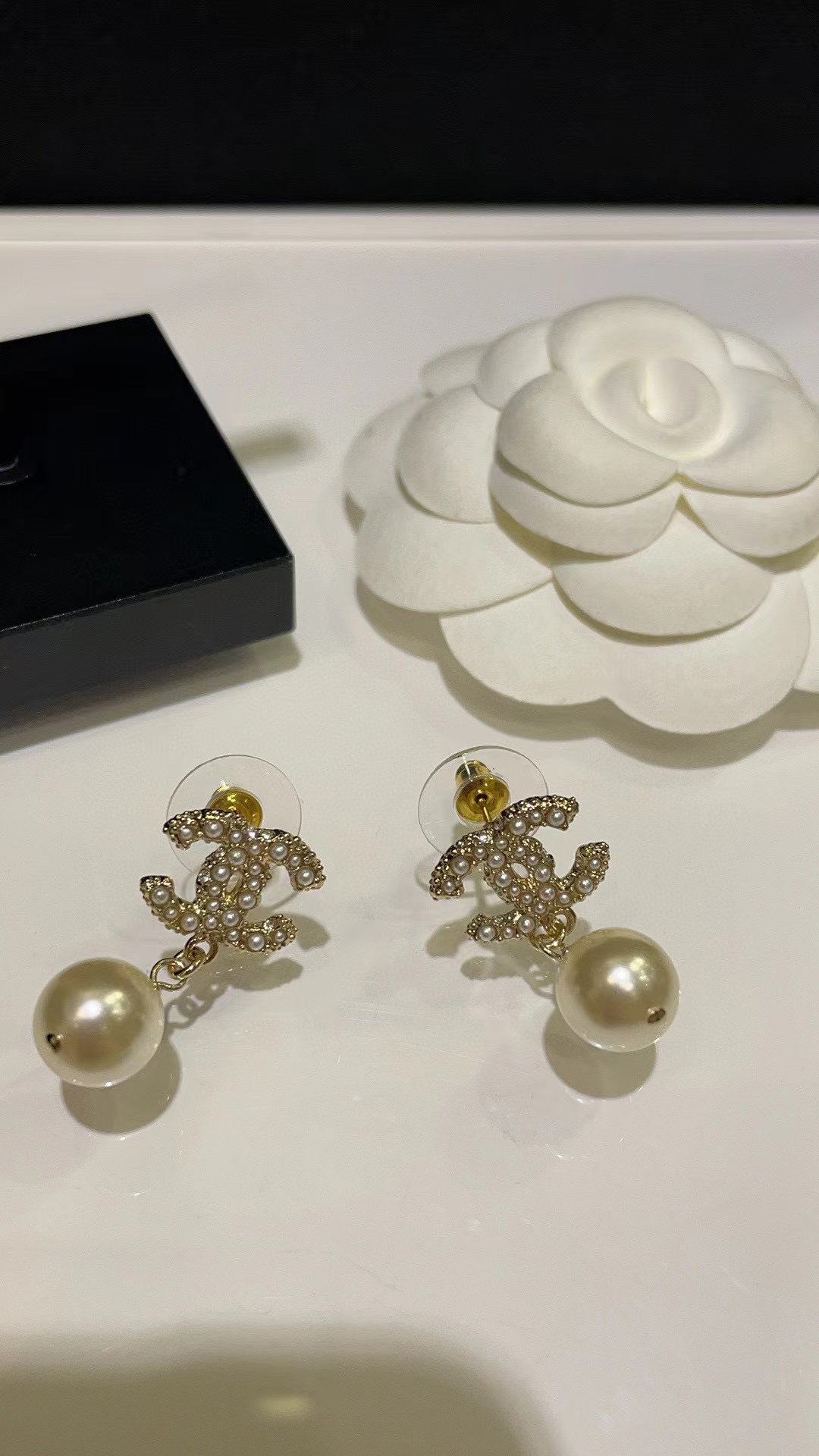 CHANE1 ダブル C パール スタッド ピアス【50％割引+送料無料】