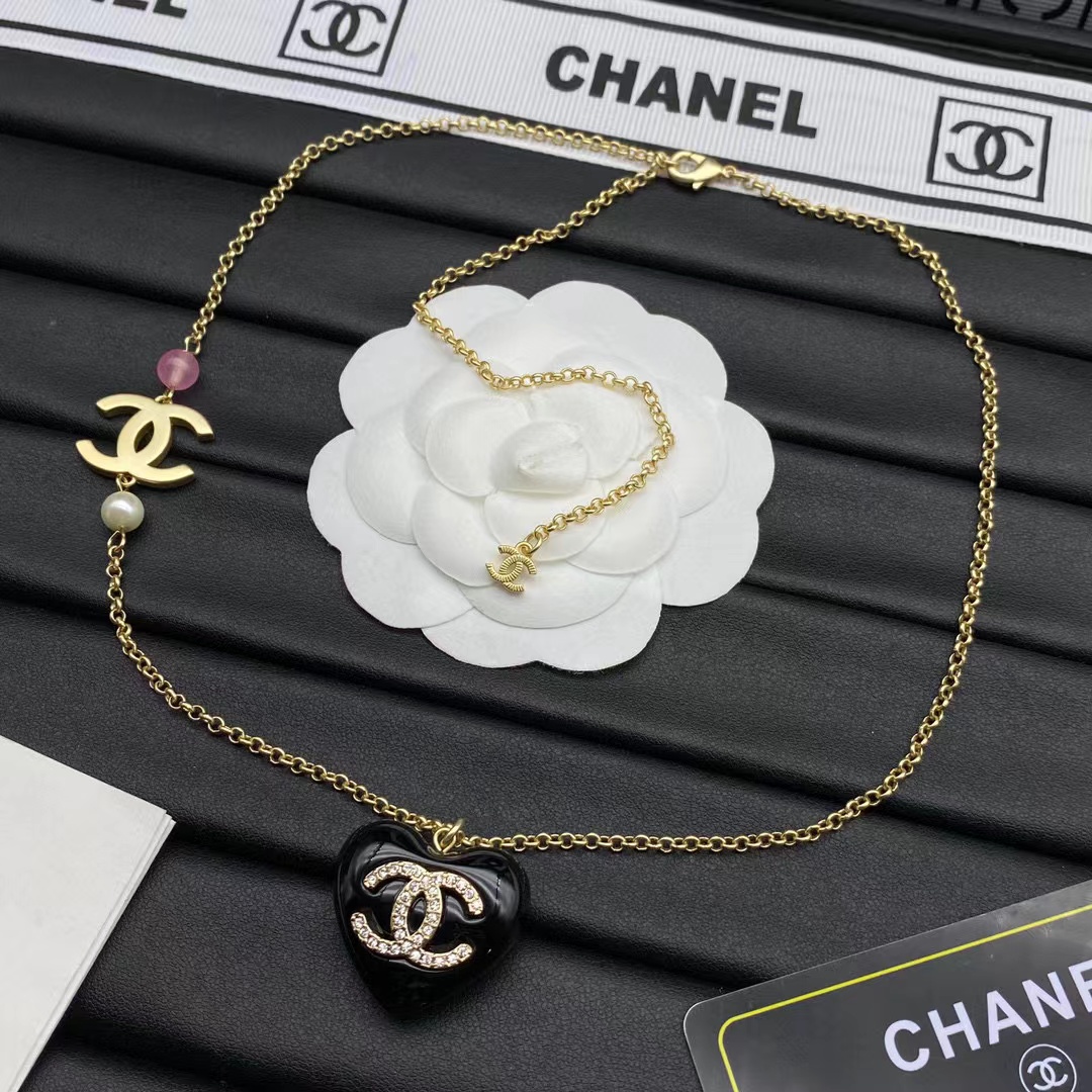 CHANE1 ブラックハートネックレス【50％割引+送料無料】