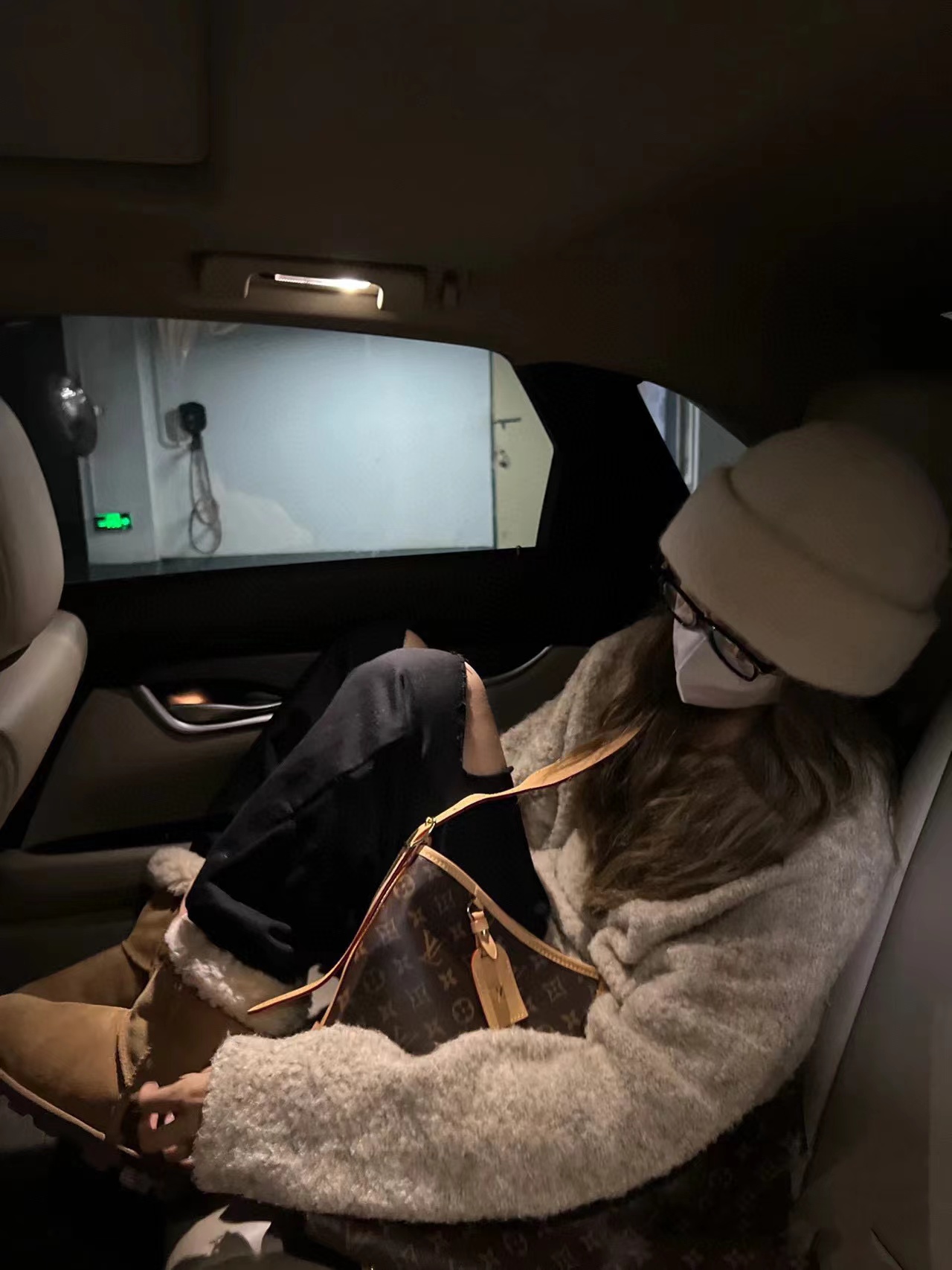 LV Carryall 老眼用ショルダークロスボディバッグ【50％割引+送料無料】