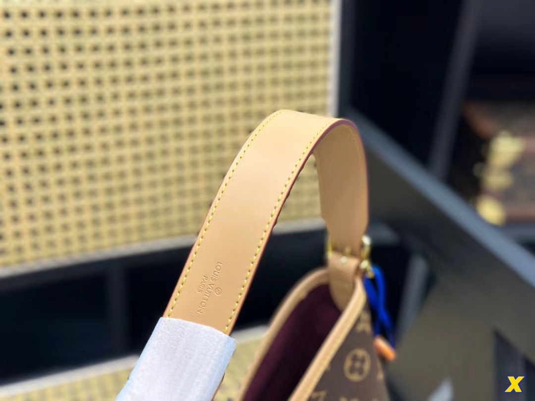 LV Carryall 老眼用ショルダークロスボディバッグ【50％割引+送料無料】