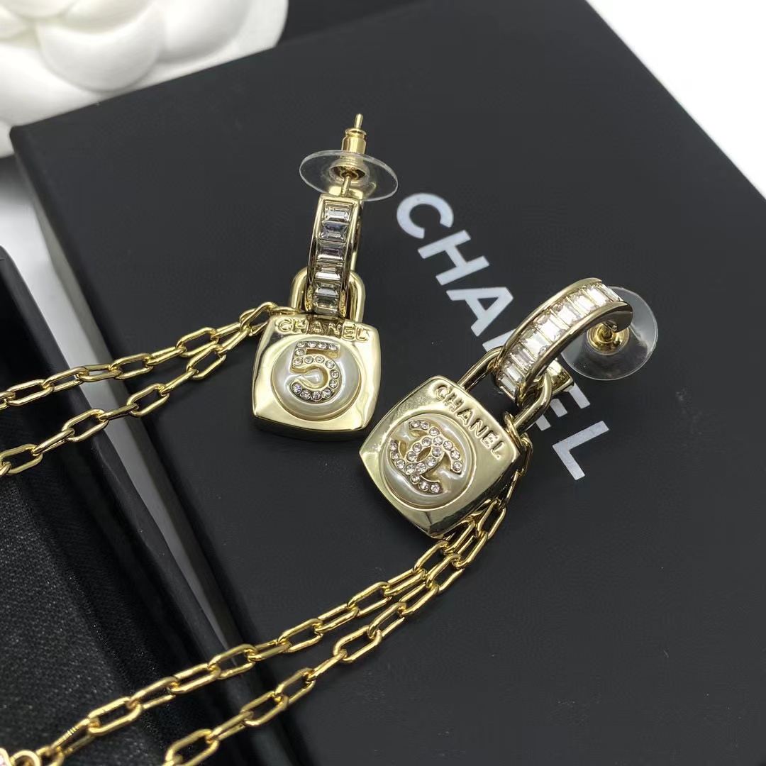 CHANE1 ペンダント パール イヤリング【 50％割引+送料無料】