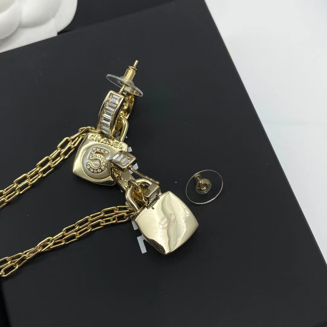 CHANE1 ペンダント パール イヤリング【 50％割引+送料無料】