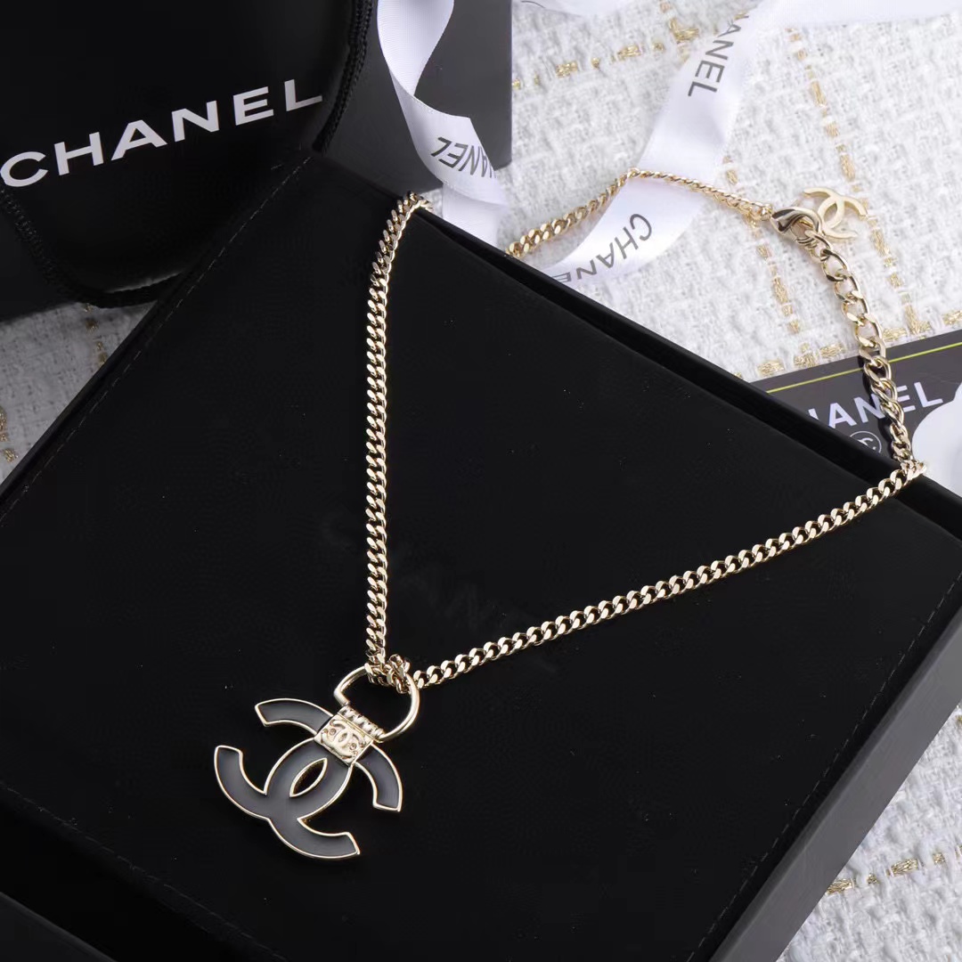 CHANE1 ラージ ダブルC ロゴ ネックレス【 50％割引+送料無料】