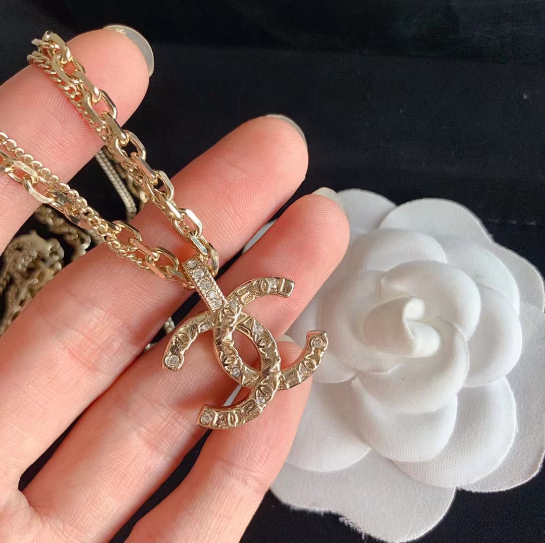 CHANE1 ダブルC シンプルネックレス【 50％割引+送料無料】