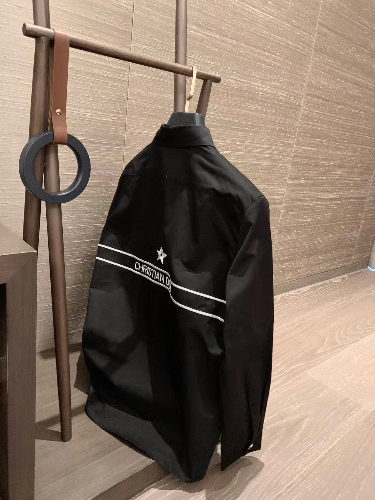 DI0R背中に五芒星の刺繍が入ったシャツ【 50％割引+送料無料】