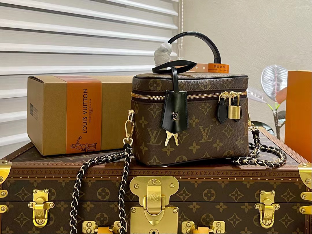 Lv vanity pm ハンドバッグ【50％割引+送料無料】