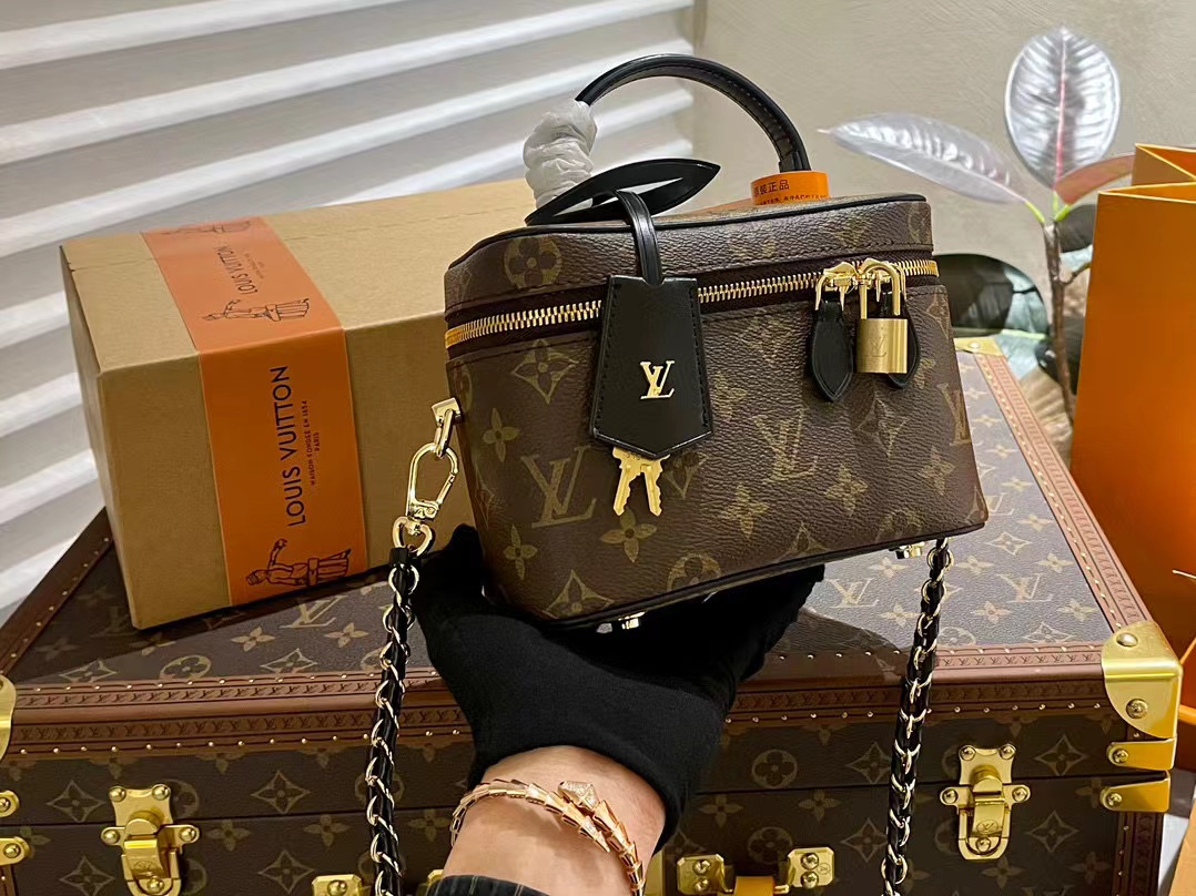 Lv vanity pm ハンドバッグ【50％割引+送料無料】