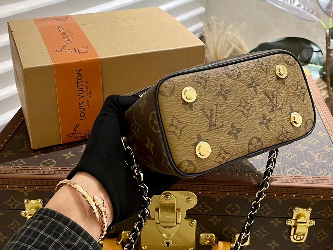 Lv vanity pm ハンドバッグ【50％割引+送料無料】