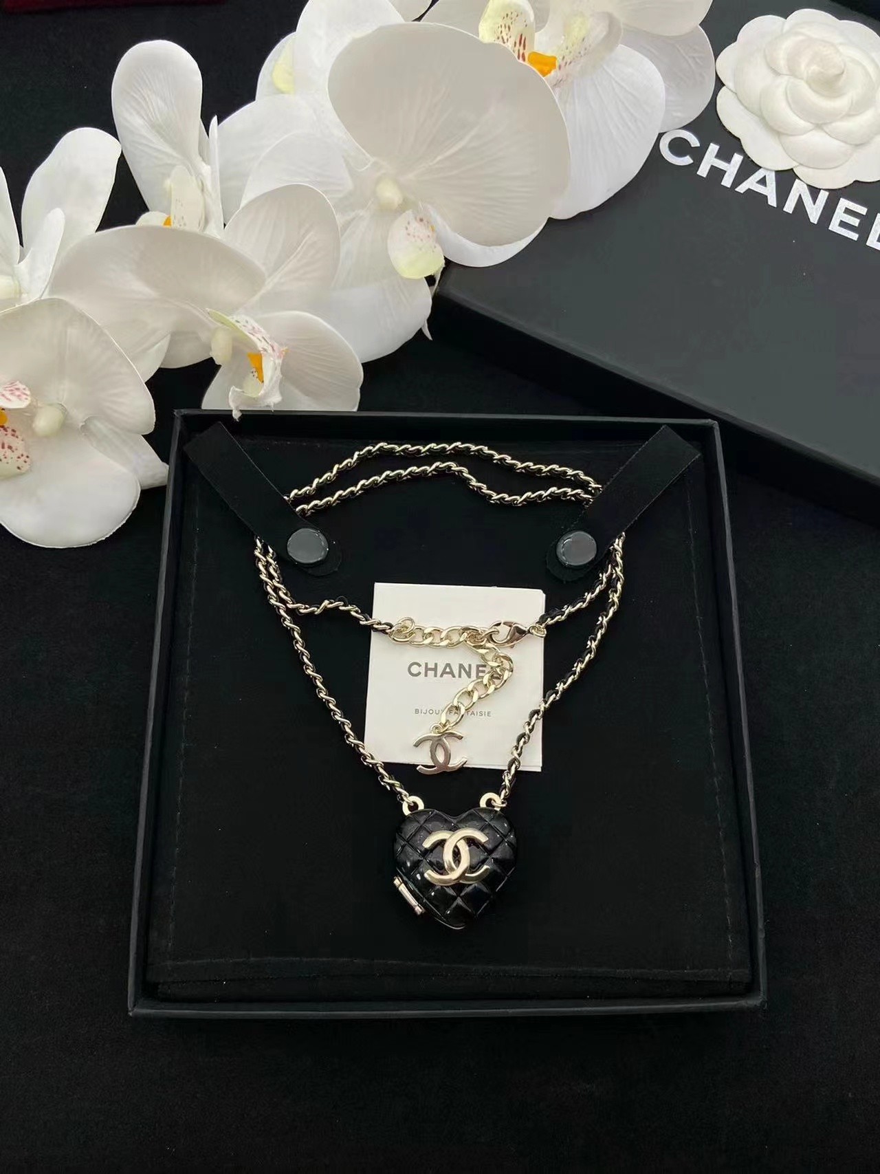 CHANE1 ブラックハートネックレス【50％割引+送料無料】