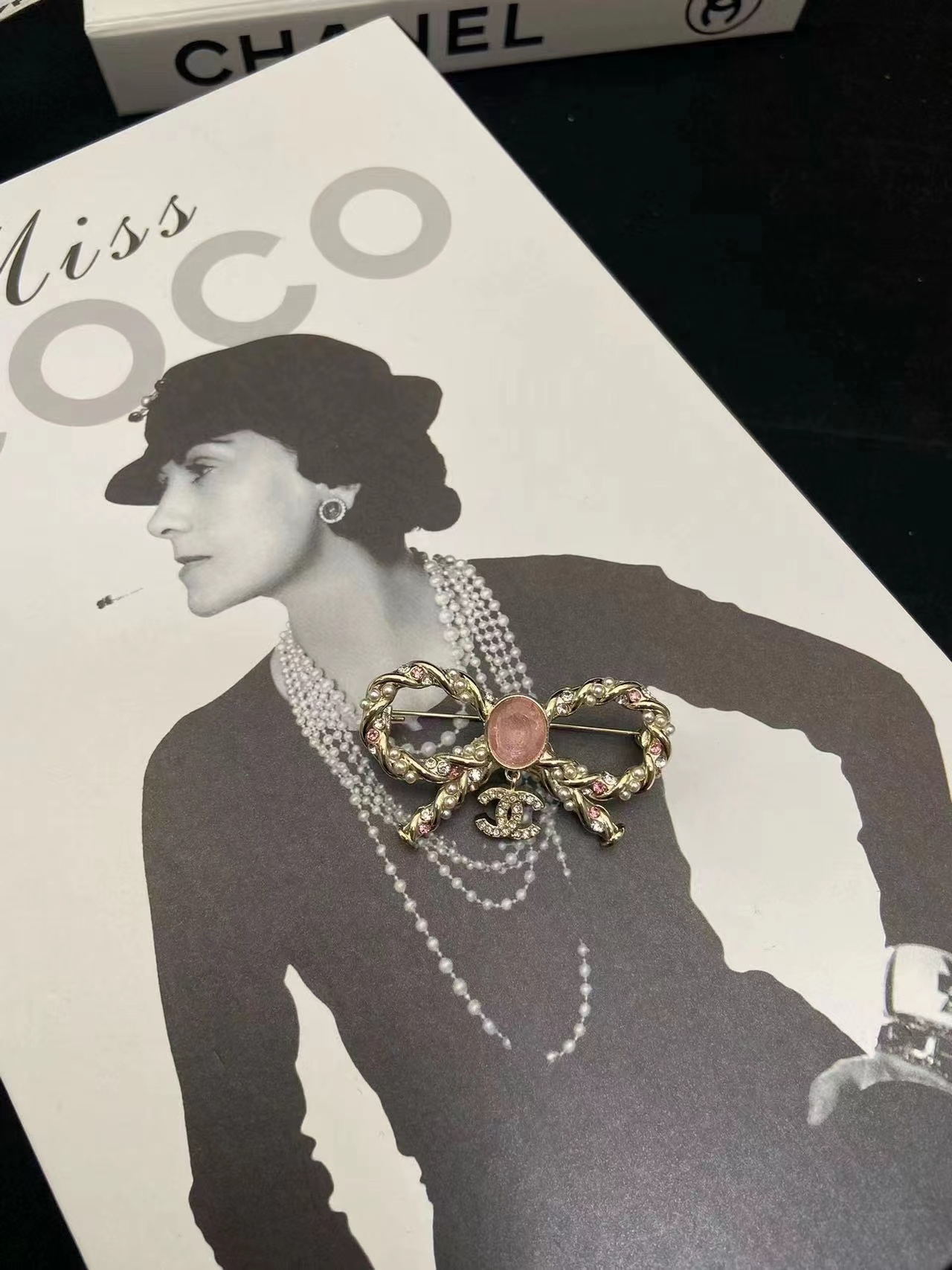 CHANE1 イヤリング+ブローチ+ネックレス 3点セット【50％割引+送料無料】