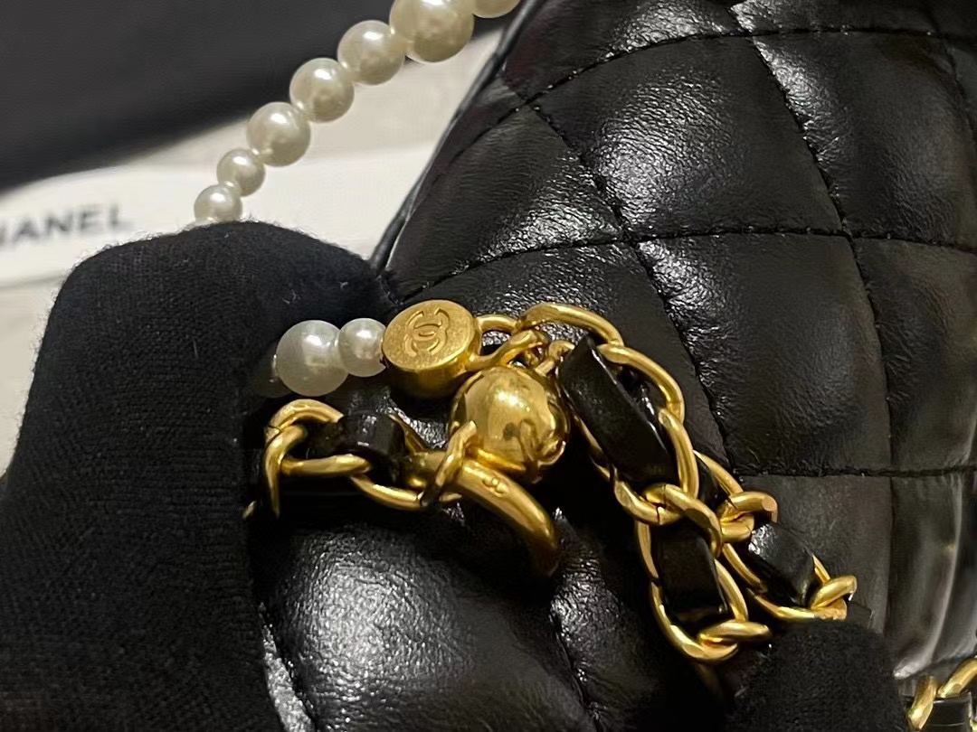 CHANE1 カウレザーパールチェーンショルダークロスボディバッグ【50％割引+送料無料】