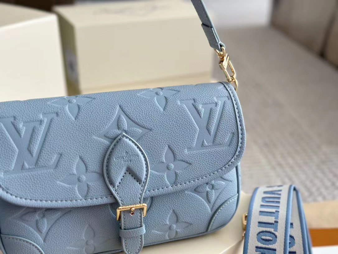 LV Diane バゲットショルダークロスボディバッグ【50％割引+送料無料】