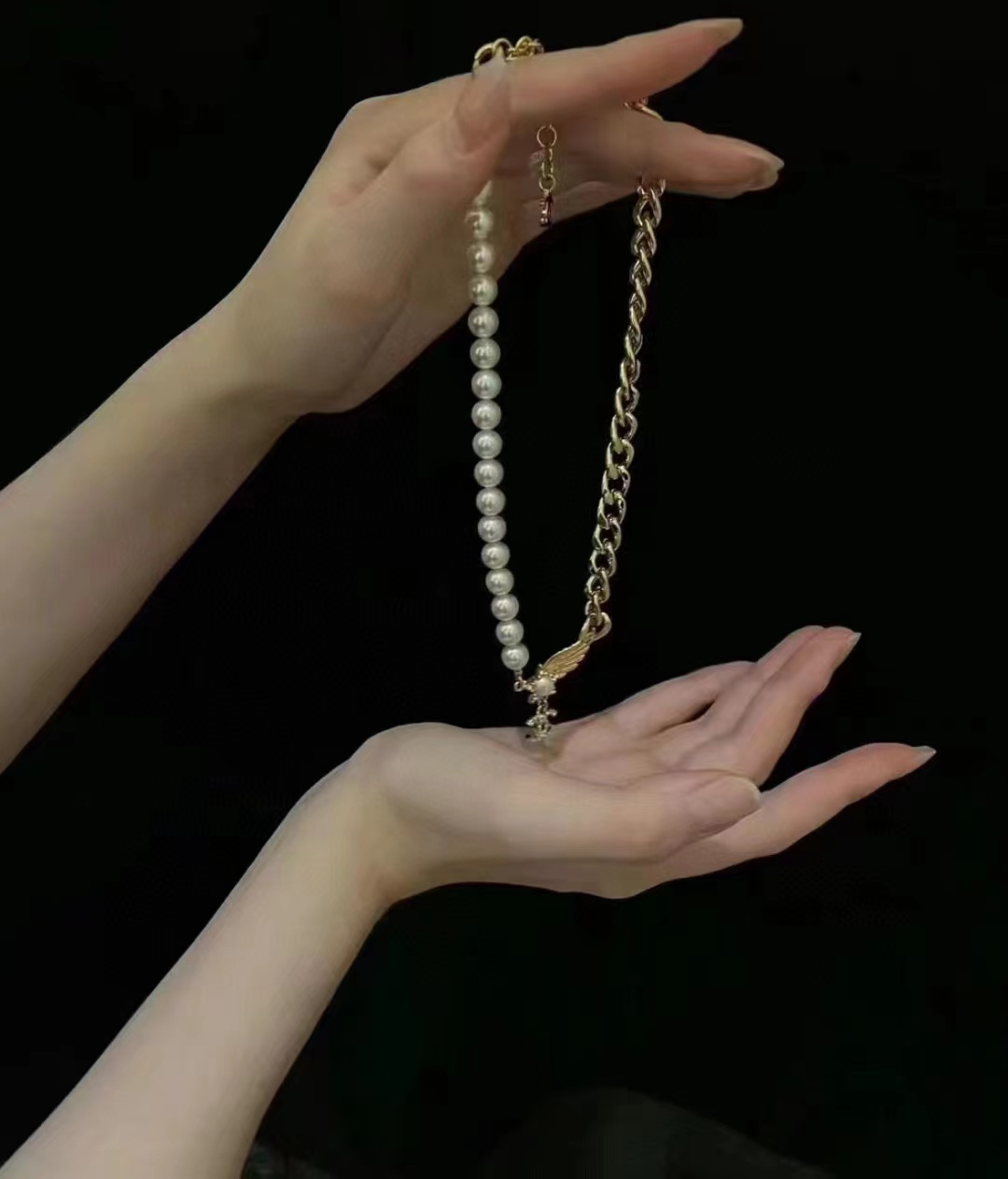  CHANE1 五芒星の翼 ダブルC ネックレス【50％割引+送料無料】