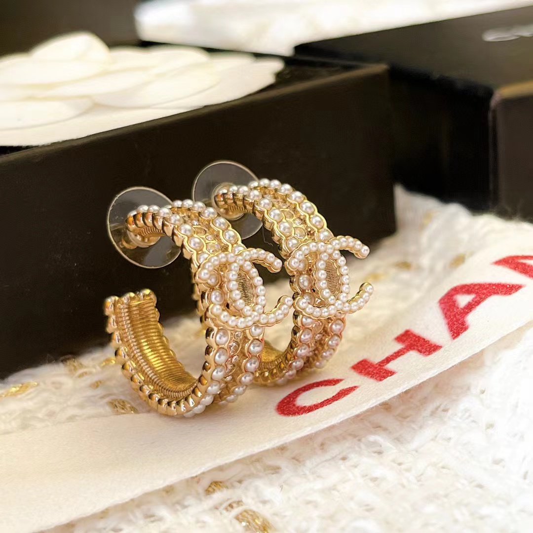 CHANE1 フルダイヤモンドパールイヤリング【50％割引+送料無料】