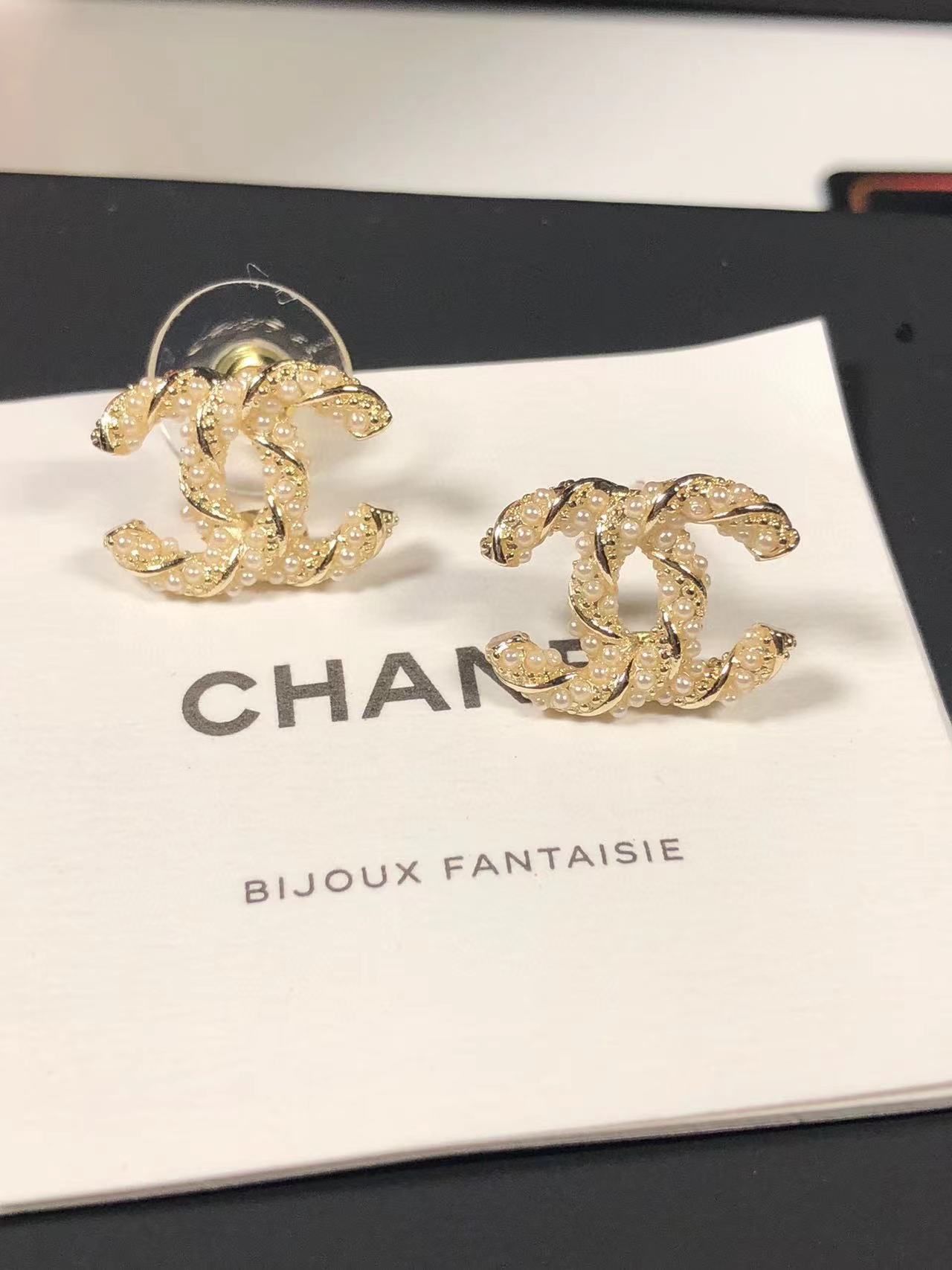 CHANE1 ダブル C パール スタッド ピアス【50％割引+送料無料】