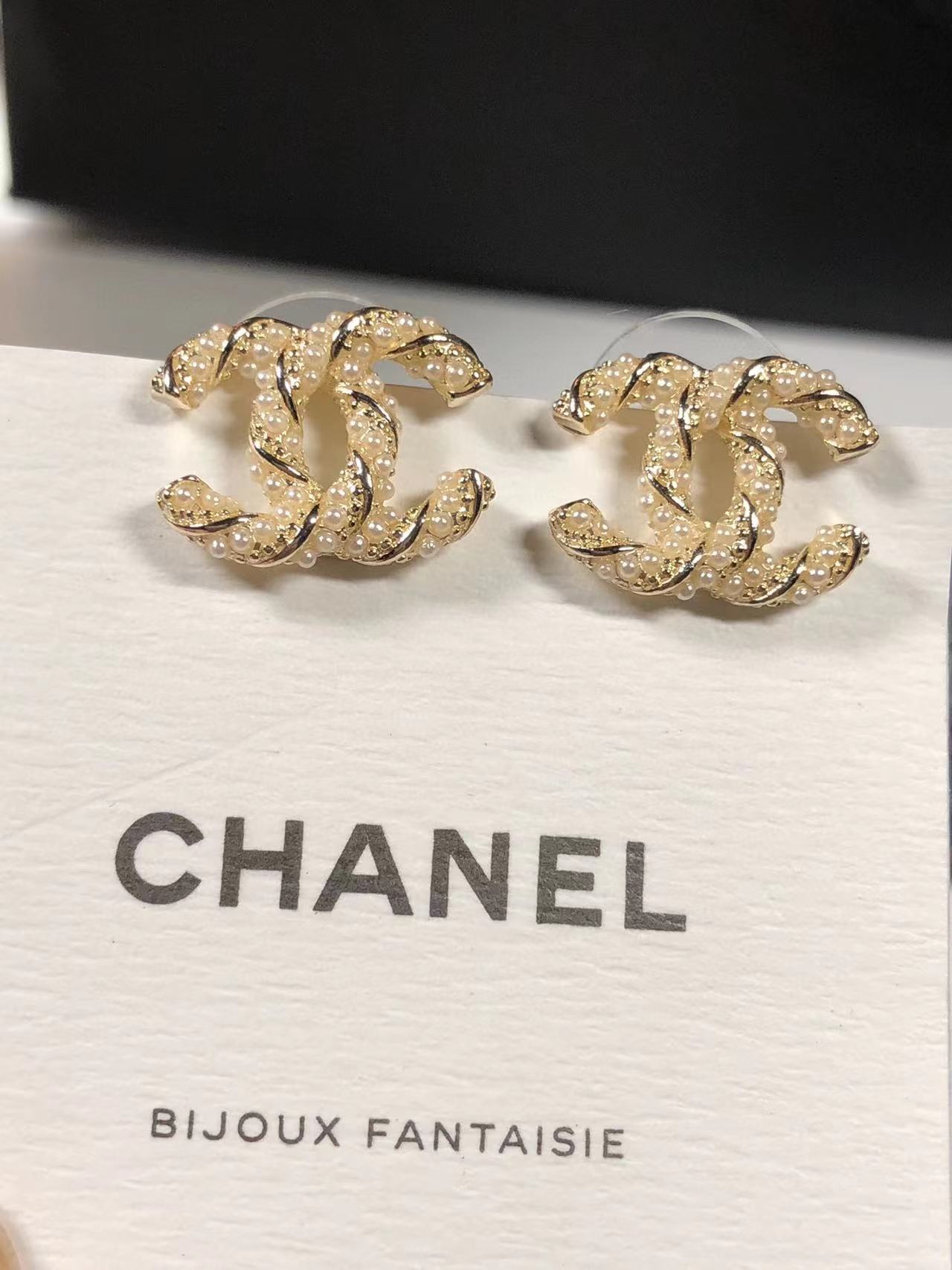 CHANE1 ダブル C パール スタッド ピアス【50％割引+送料無料】