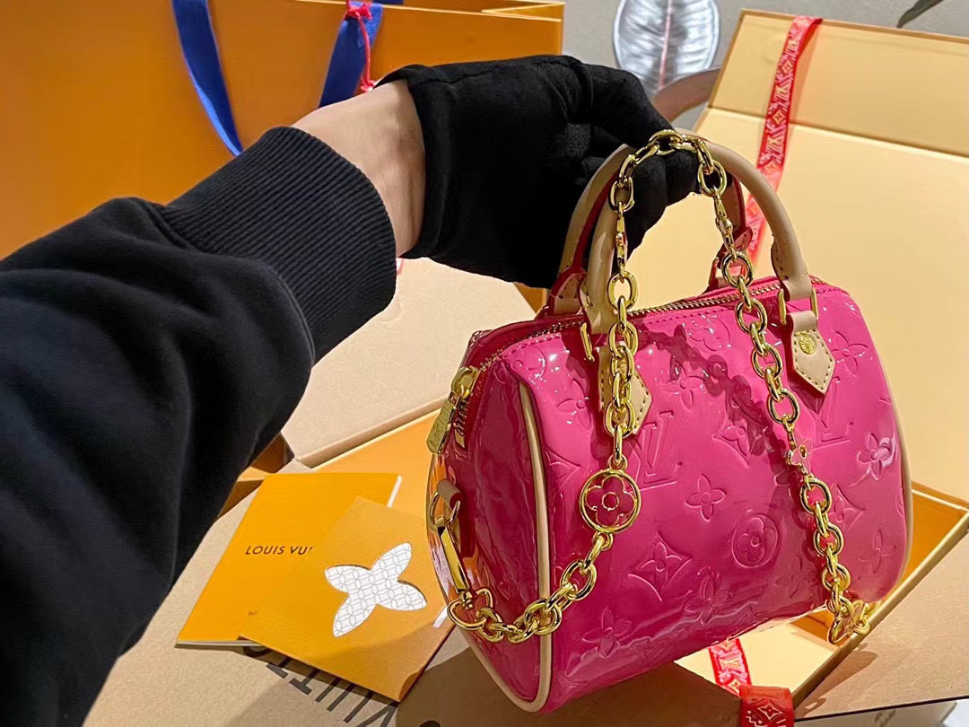 LV nano mini チェーンハンドバッグ【50％割引+送料無料】