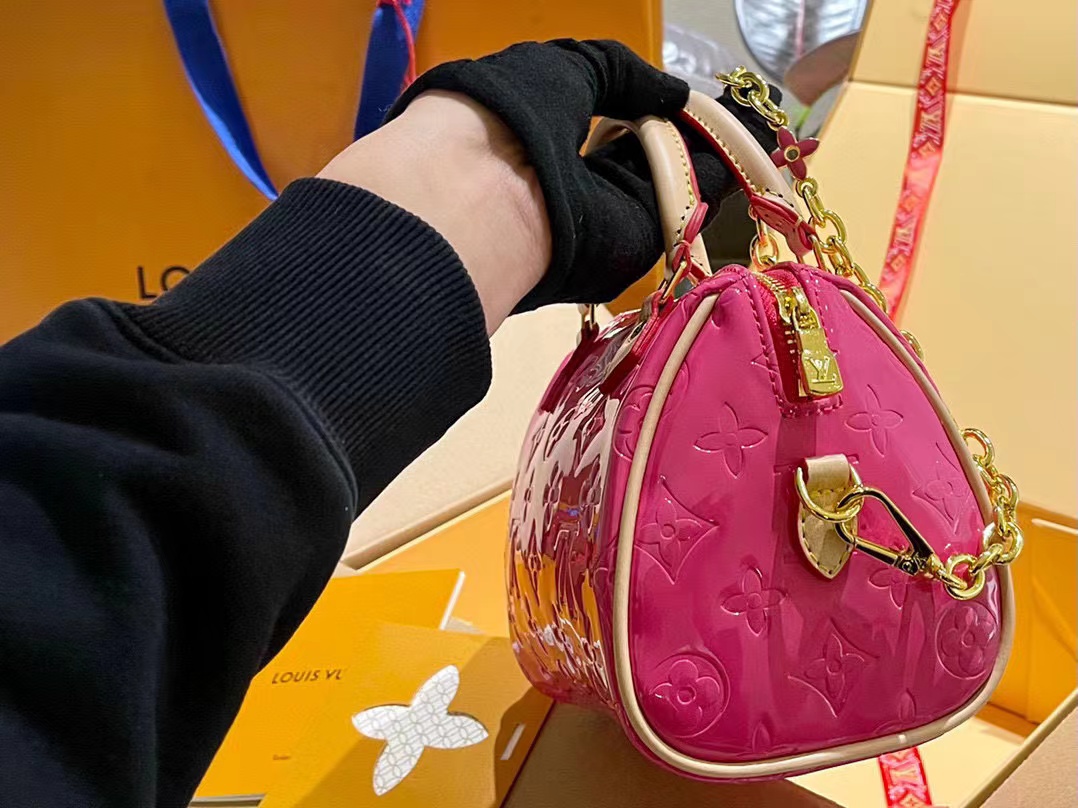 LV nano mini チェーンハンドバッグ【50％割引+送料無料】