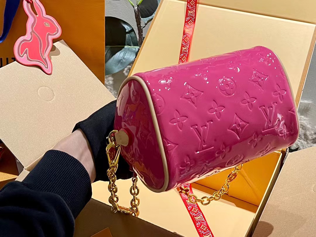 LV nano mini チェーンハンドバッグ【50％割引+送料無料】