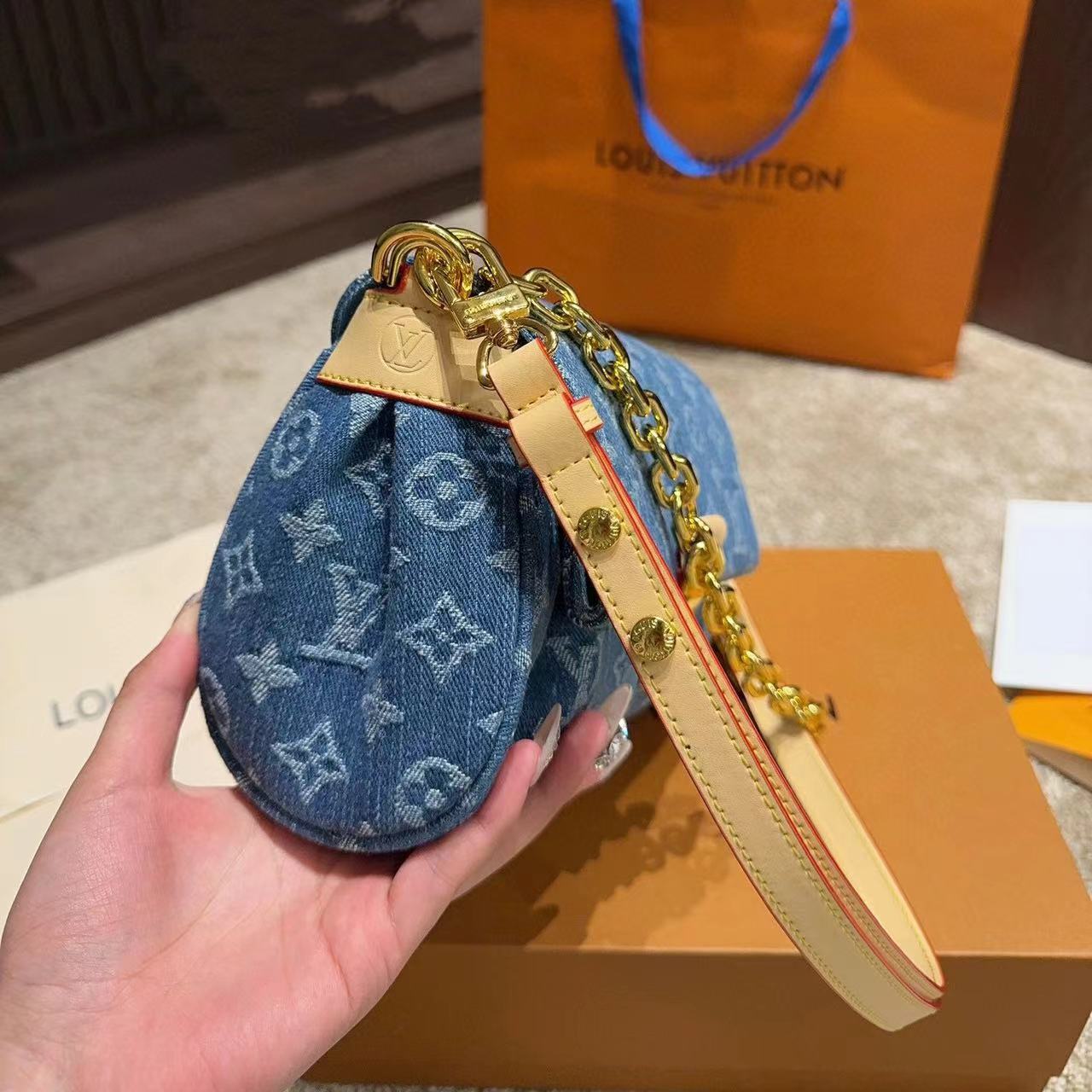 LV デニム チェーンバッグ【50％割引+送料無料】