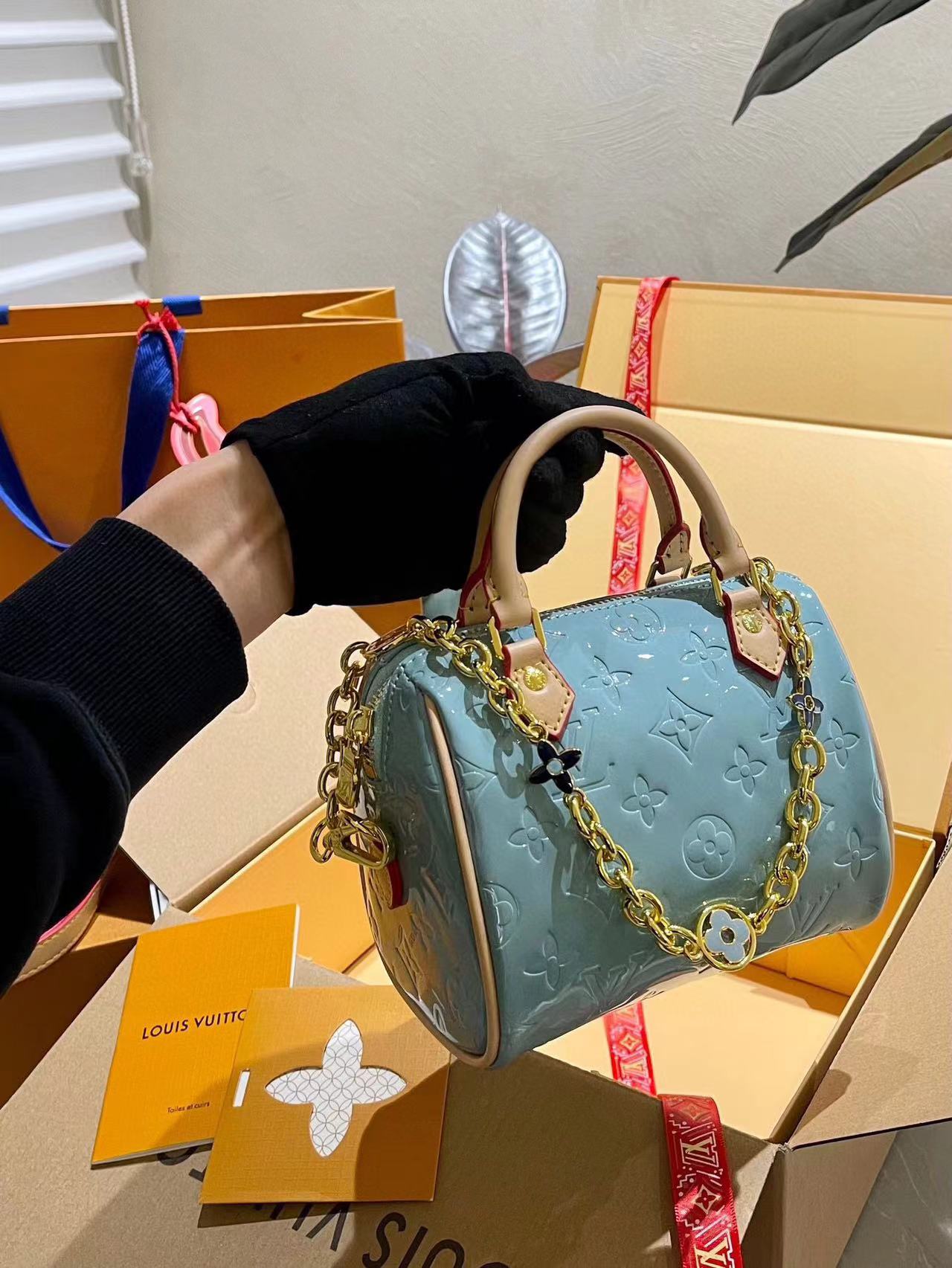 LV Nano mini チェーンハンドバッグ【50％割引+送料無料】