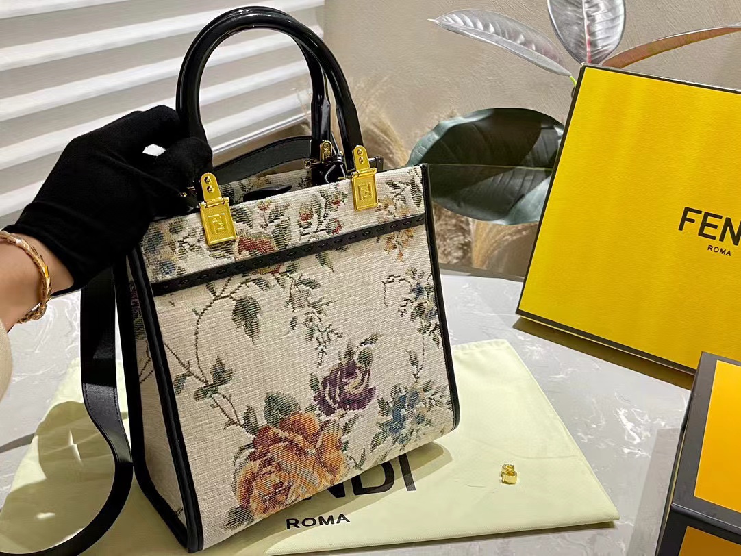 FEND1 フラワー刺繍ハンドバッグ【50％割引+送料無料】