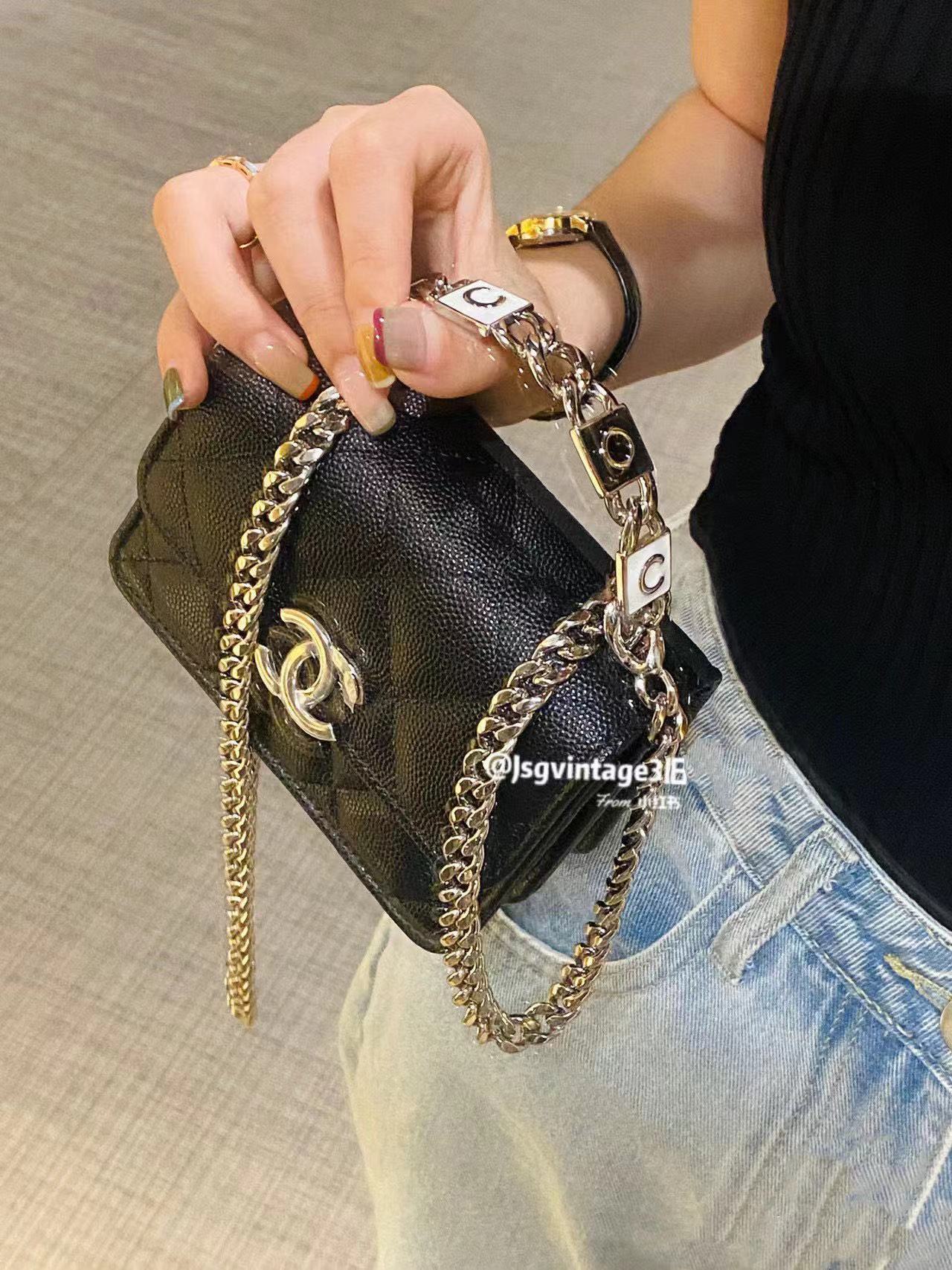 CHANE1 COCO 中空エナメルハンドバッグ【50％割引+送料無料】