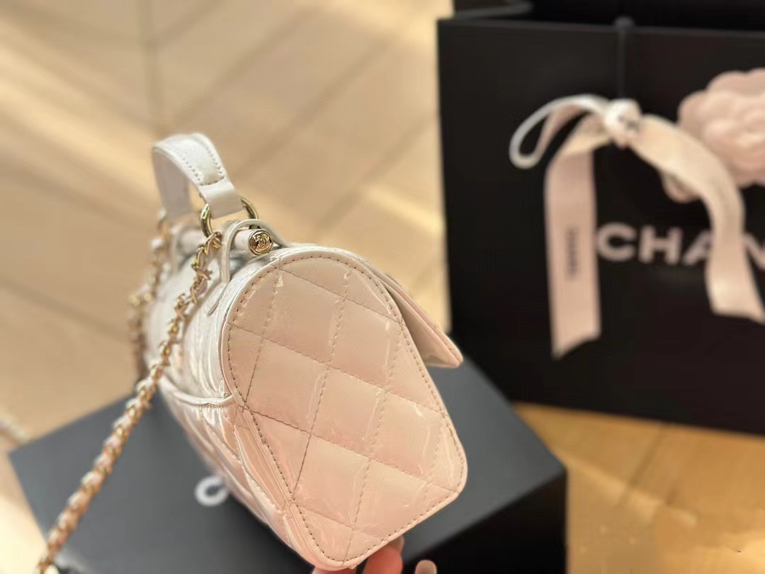 CHANE1 パテントレザー ハンドヘルドクロスボディバッグ【50％割引+送料無料】