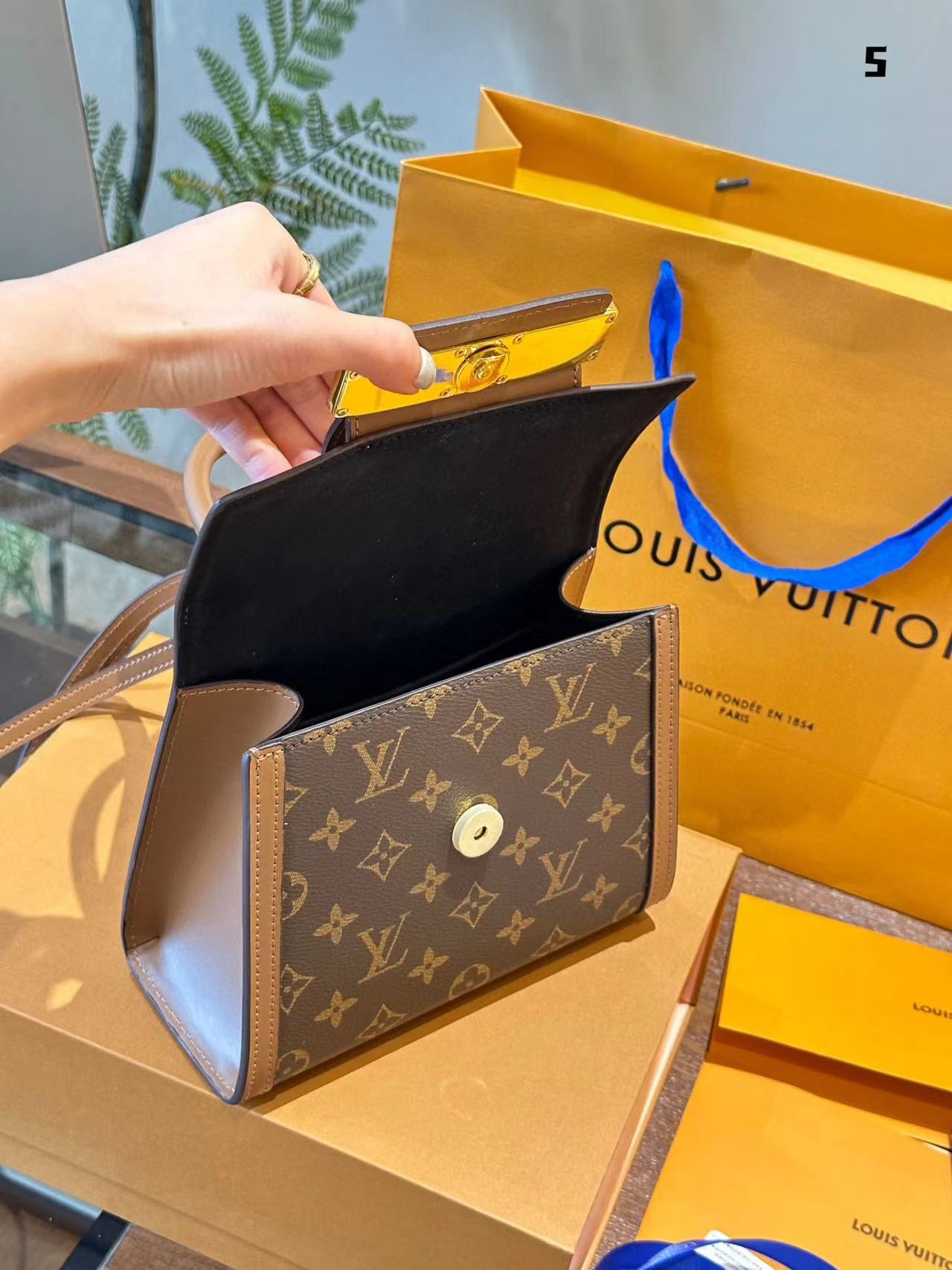 LV 老眼ハンドバッグ【50％割引+送料無料】