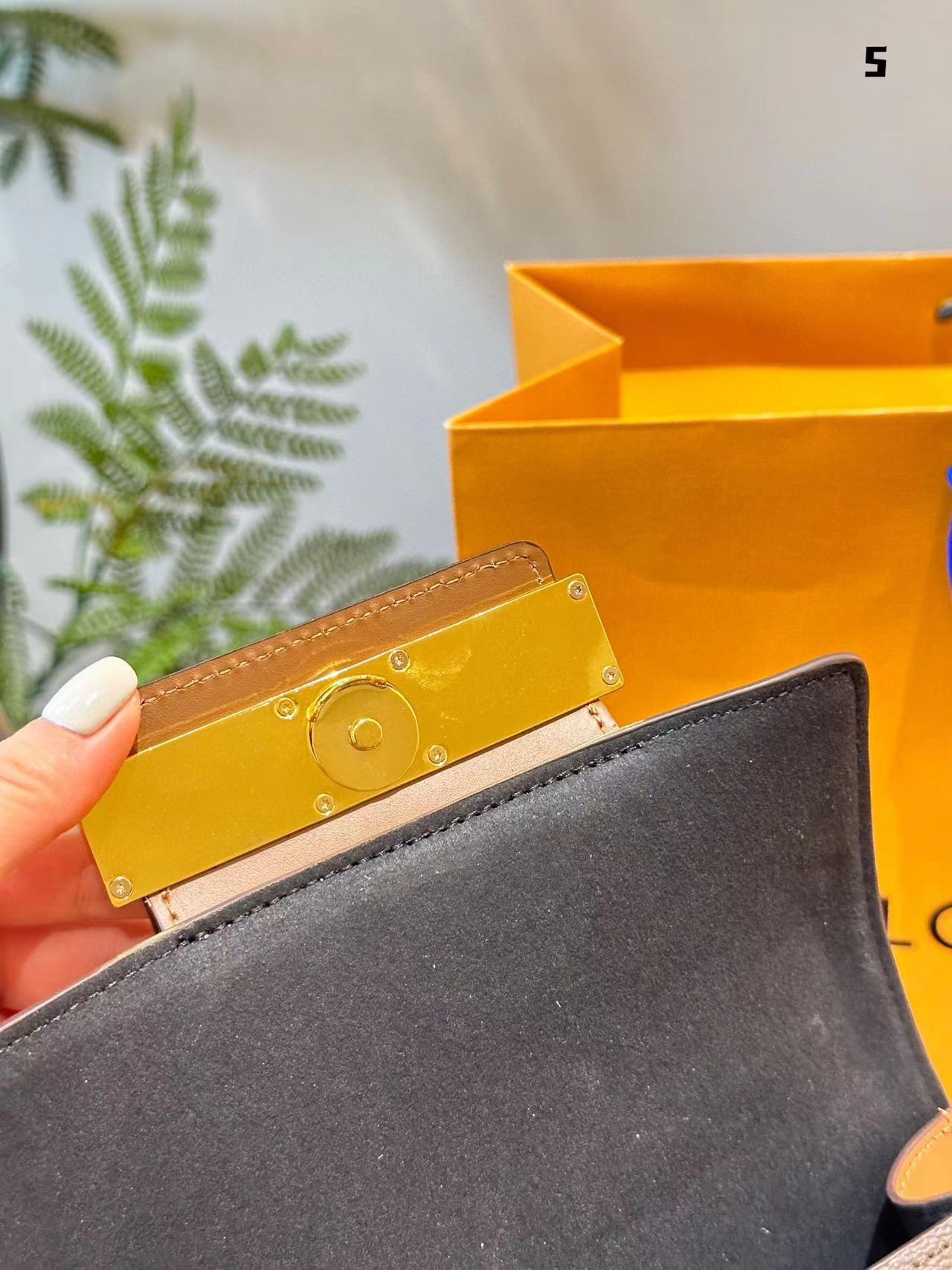 LV 老眼ハンドバッグ【50％割引+送料無料】