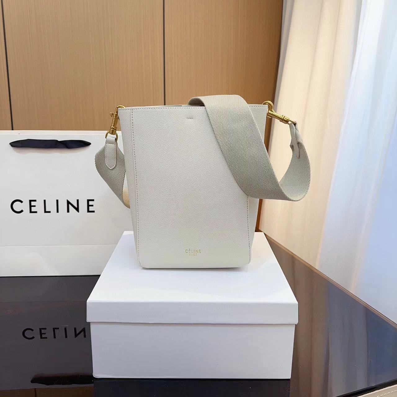 CEL1NE バケツバッグ 【50％割引+送料無料】