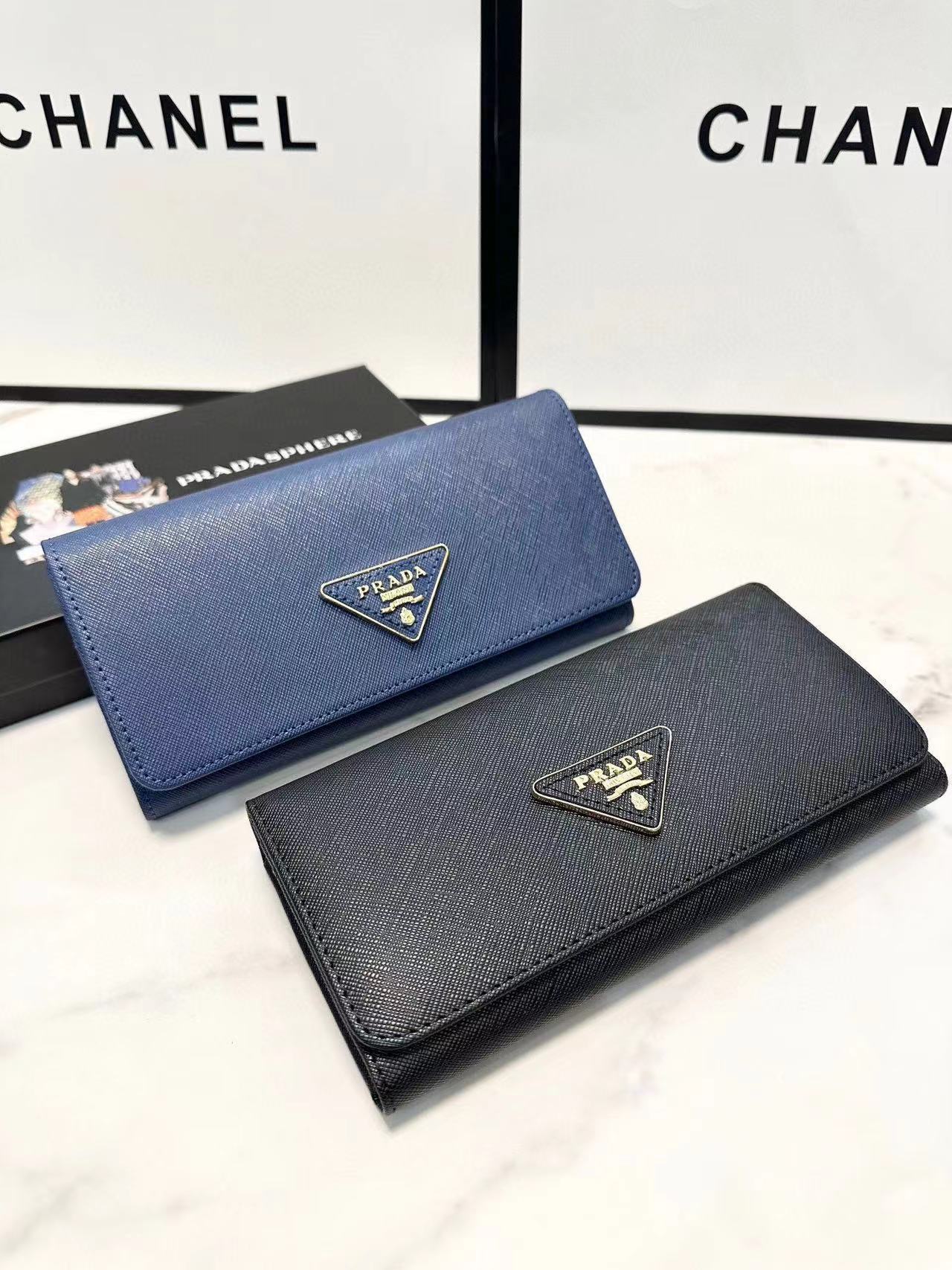 PR4DA トライアングルロゴウォレット【50％割引+送料無料】