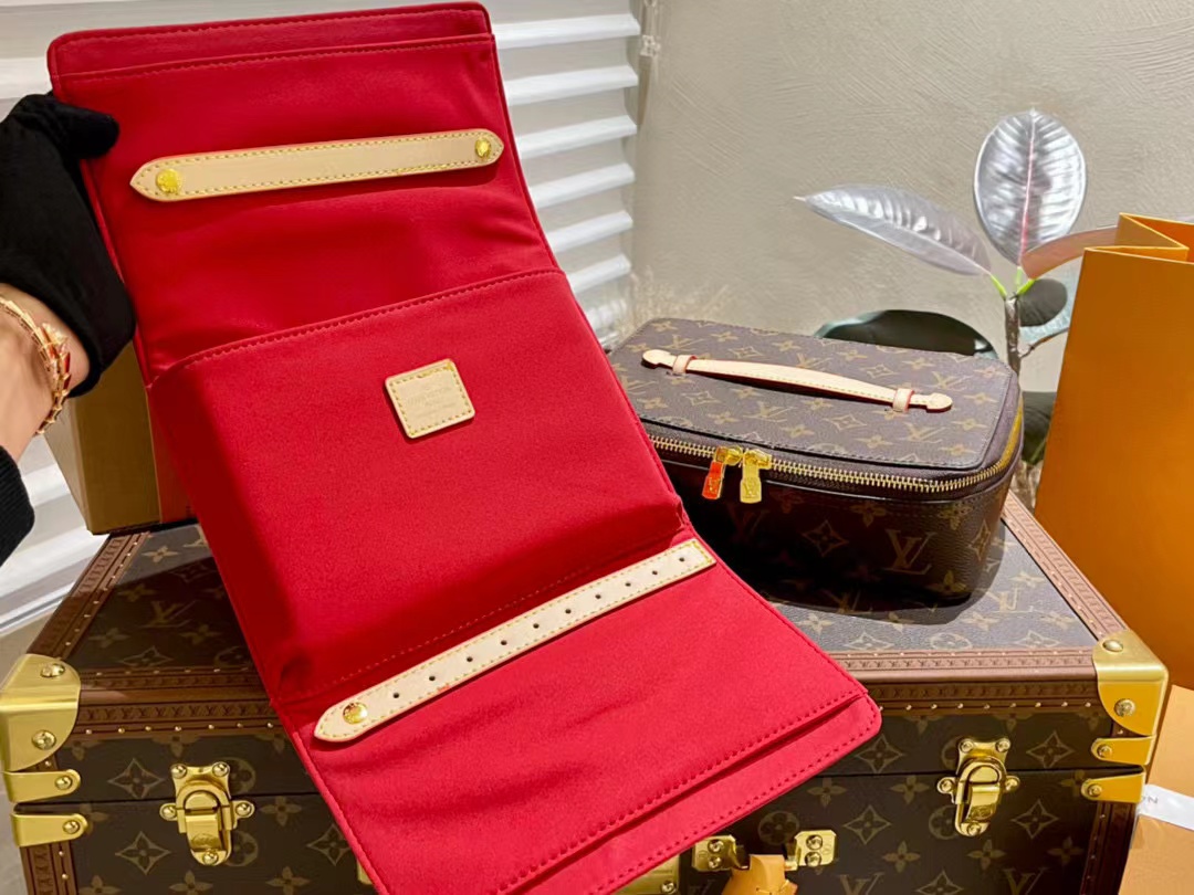 LV nice 化粧品バッグ【50％割引+送料無料】