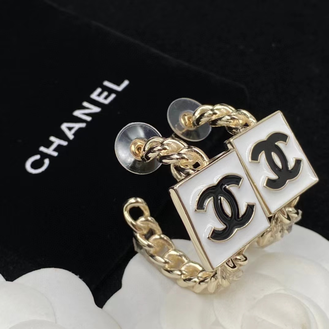 CHANE1 ダブルC スクエア イヤリング【 50％割引+送料無料】