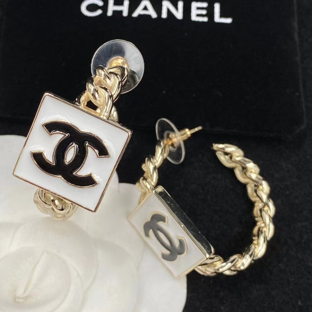 CHANE1 ダブルC スクエア イヤリング【 50％割引+送料無料】