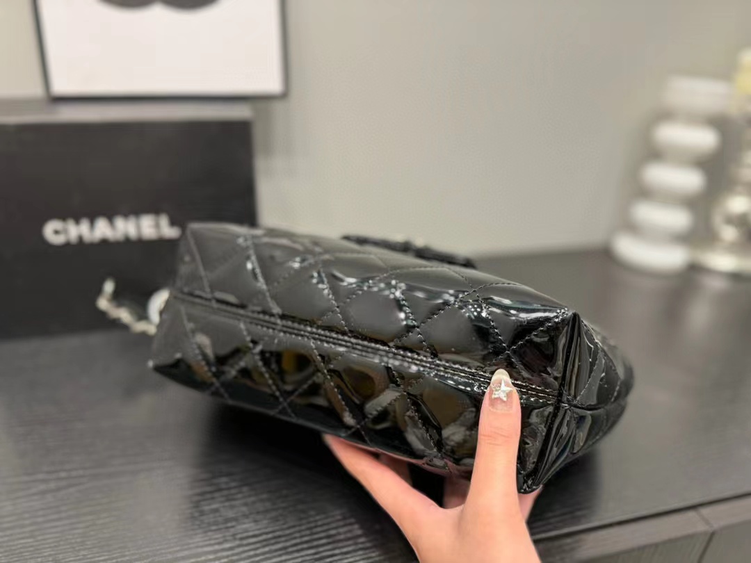 CHANE1 チェーンショルダー クロスボディバッグ【50％割引+送料無料】