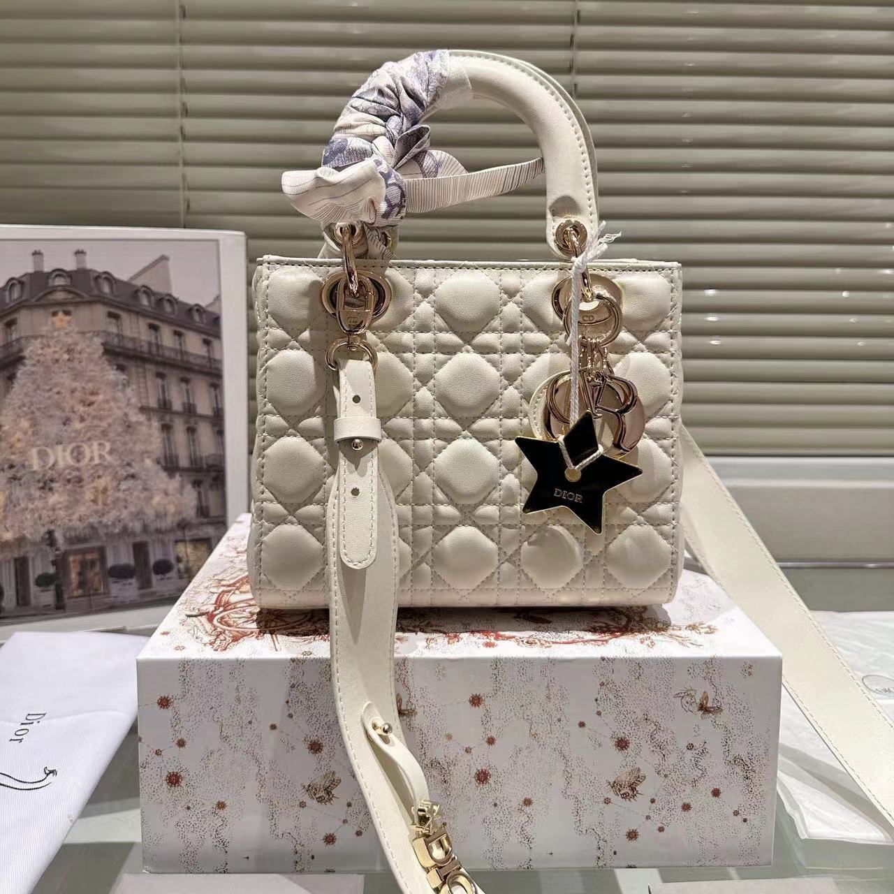 DI0R Lady 4つのコンパートメントのハンドバッグ【50％割引+送料無料】