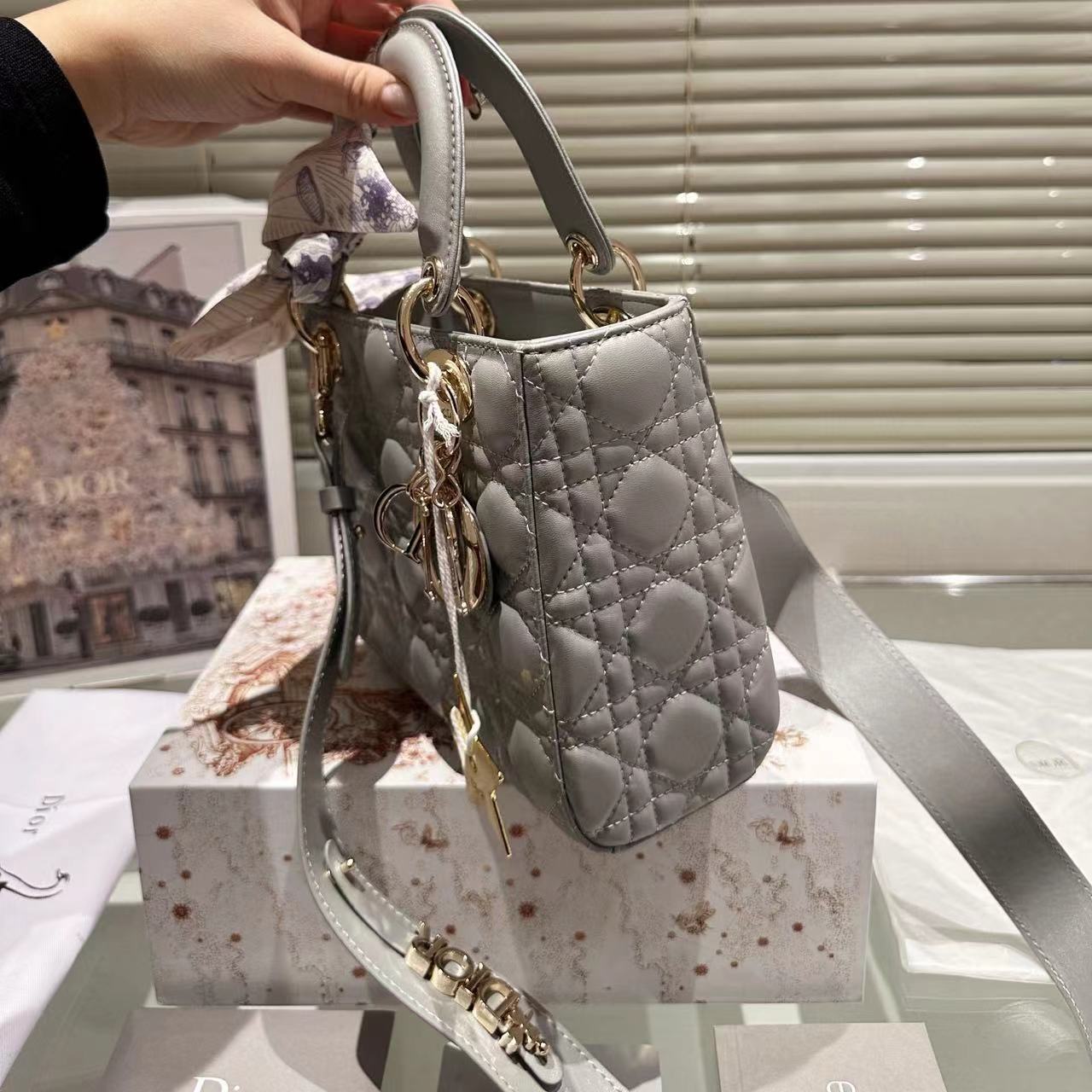 DI0R Lady 4つのコンパートメントのハンドバッグ【50％割引+送料無料】