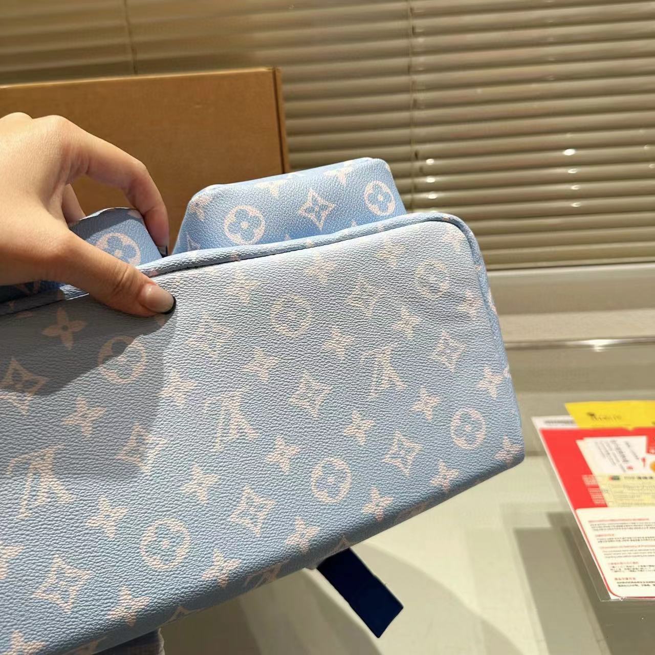 Lv Montsouris  バックパック【50％割引+送料無料】