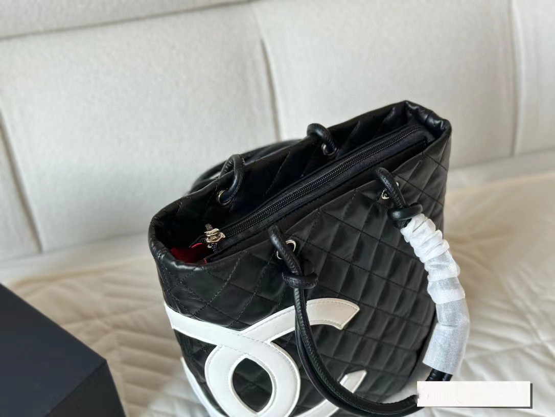 CHANE1 ダブルC ラージロゴ ショッピングバッグ【50％割引+送料無料】