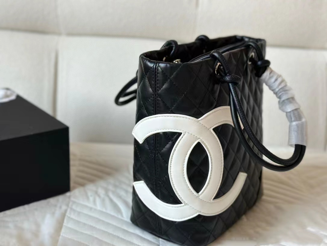 CHANE1 ダブルC ラージロゴ ショッピングバッグ【50％割引+送料無料】