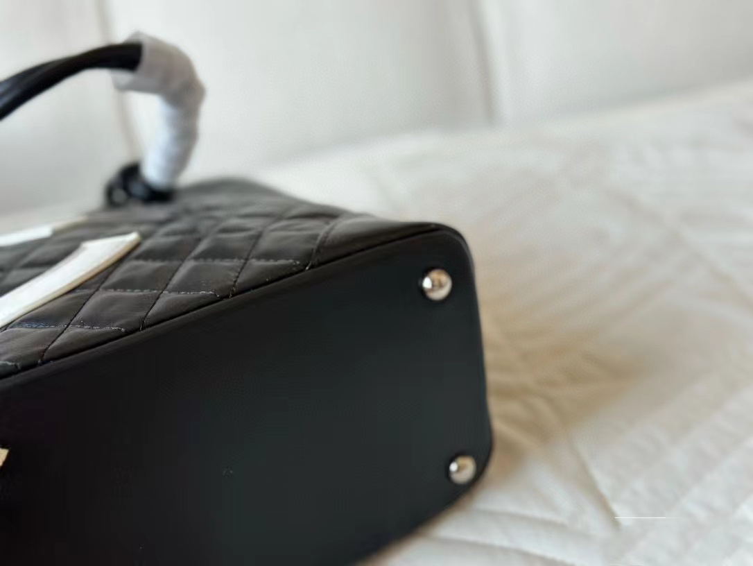 CHANE1 ダブルC ラージロゴ ショッピングバッグ【50％割引+送料無料】