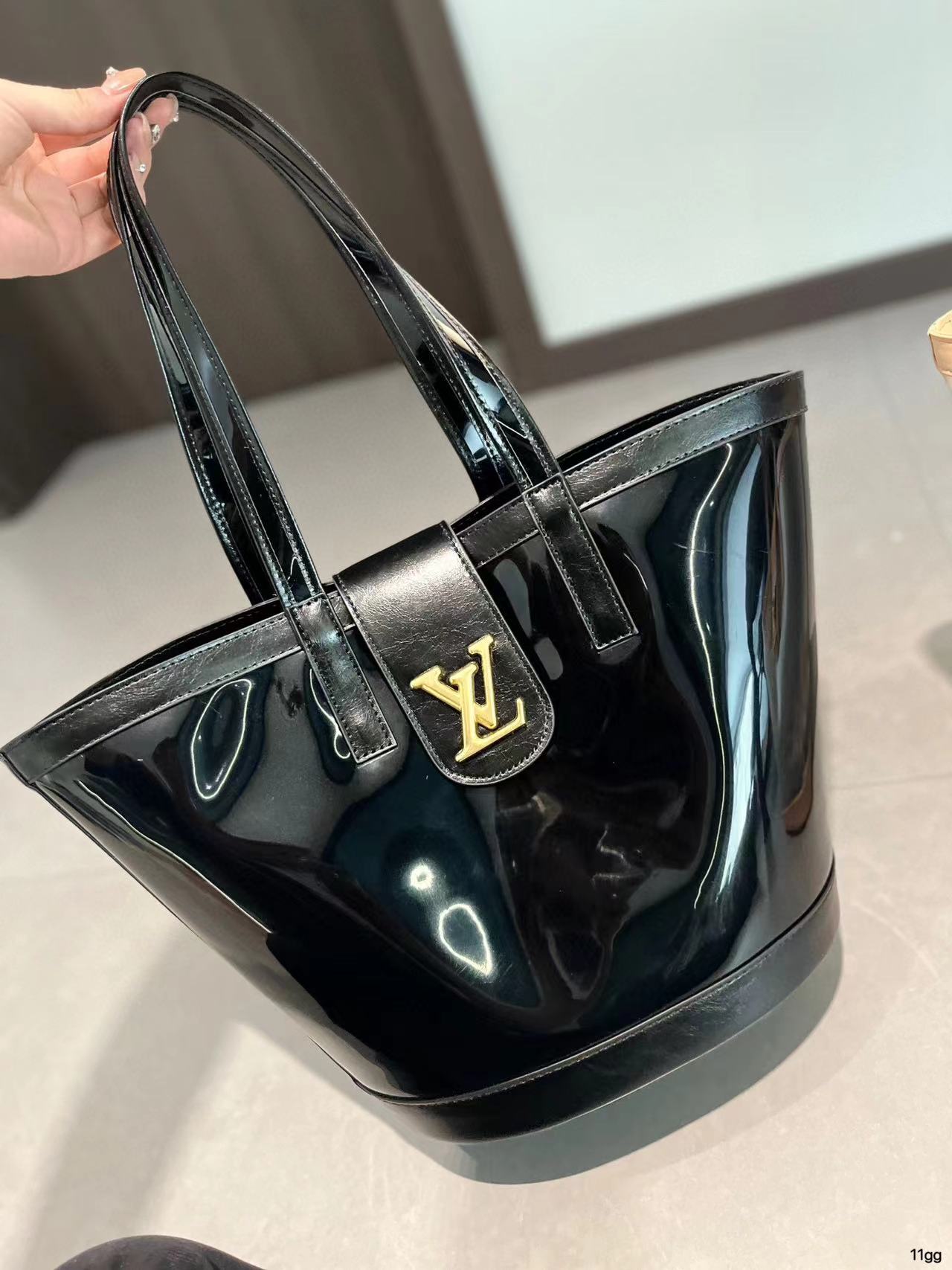 LV  メッシュ ハンドバッグ【50％割引+送料無料】