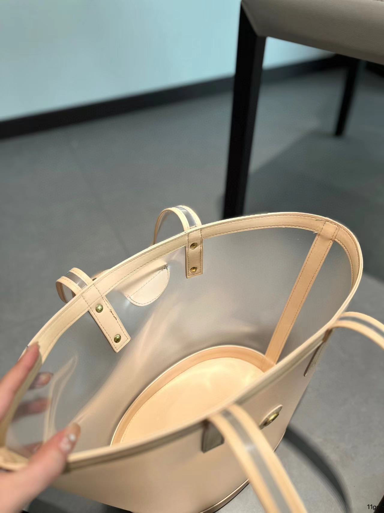 LV  メッシュ ハンドバッグ【50％割引+送料無料】