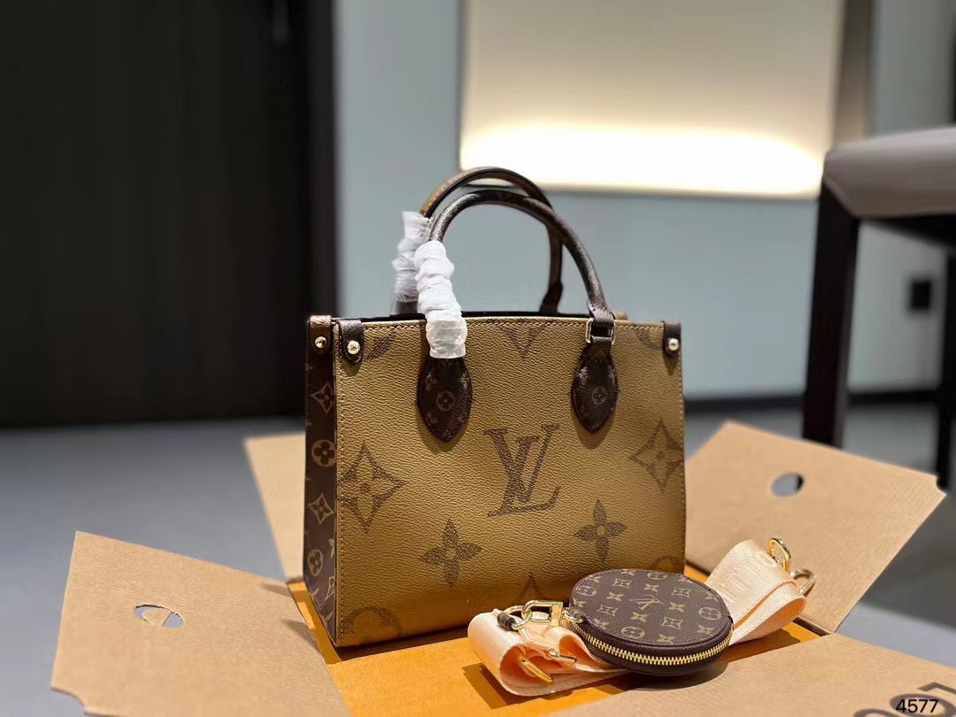 LV onthego 老眼ハンドバッグ【50％割引+送料無料】