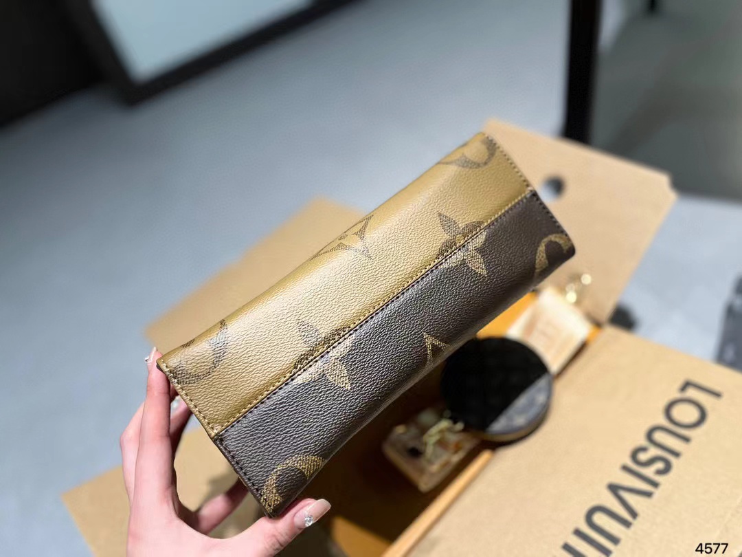 LV onthego 老眼ハンドバッグ【50％割引+送料無料】